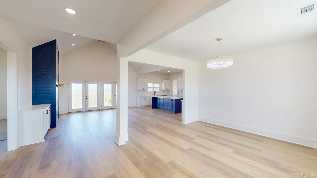 Seven Point Lake - Residential