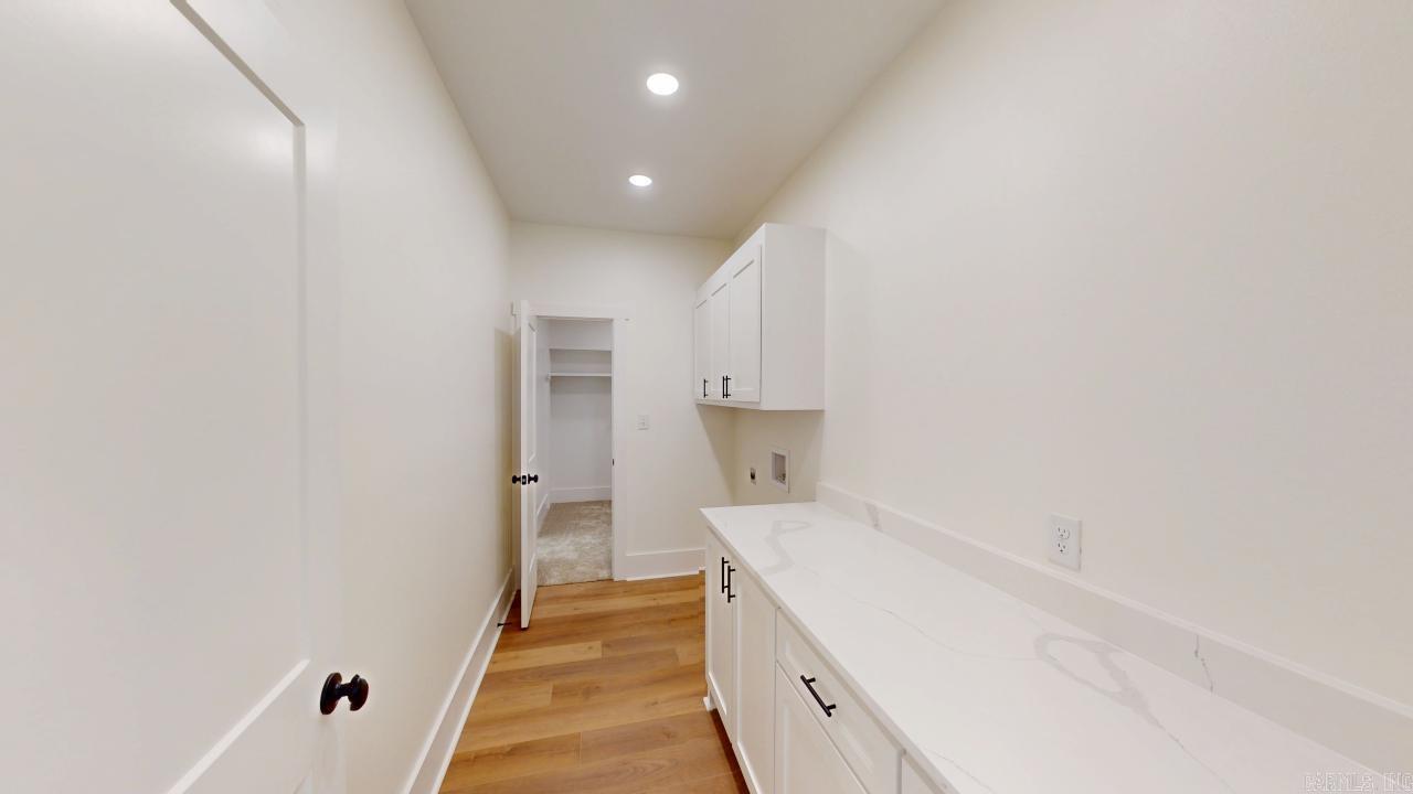 Seven Point Lake - Residential