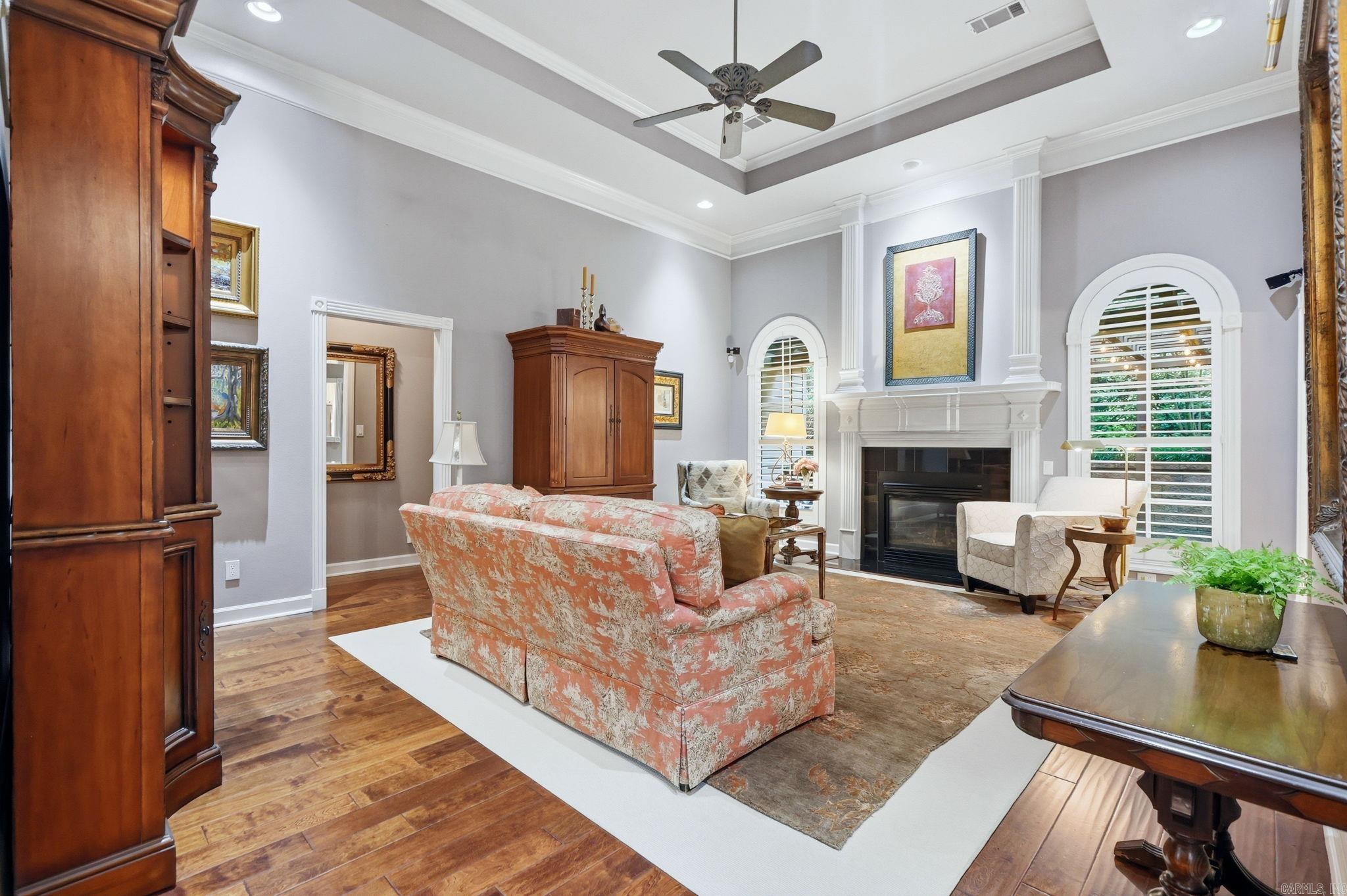 CARRIAGE CREEK - Residential