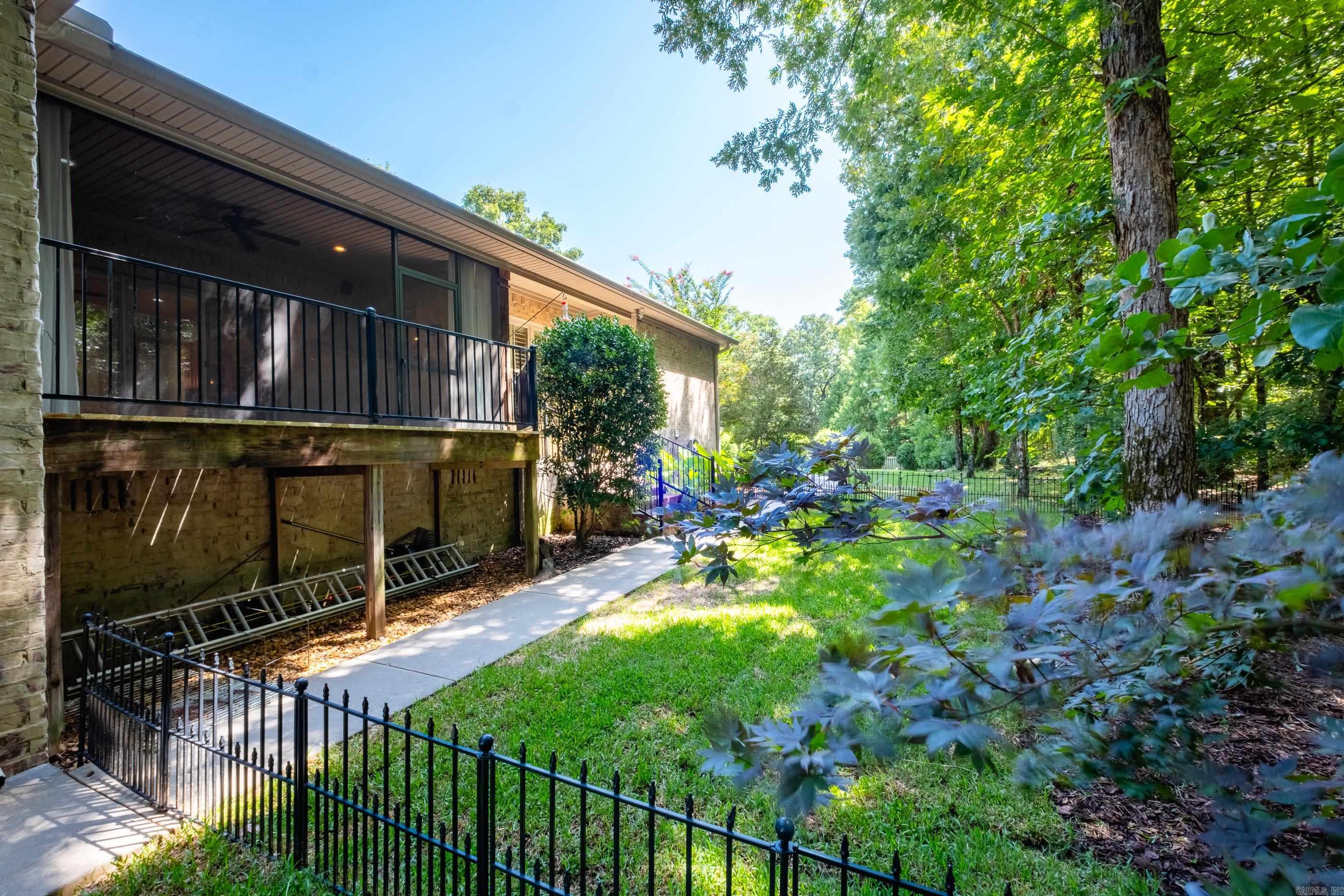 CHENAL VALLEY LAMARCHE PLACE NBH - Residential