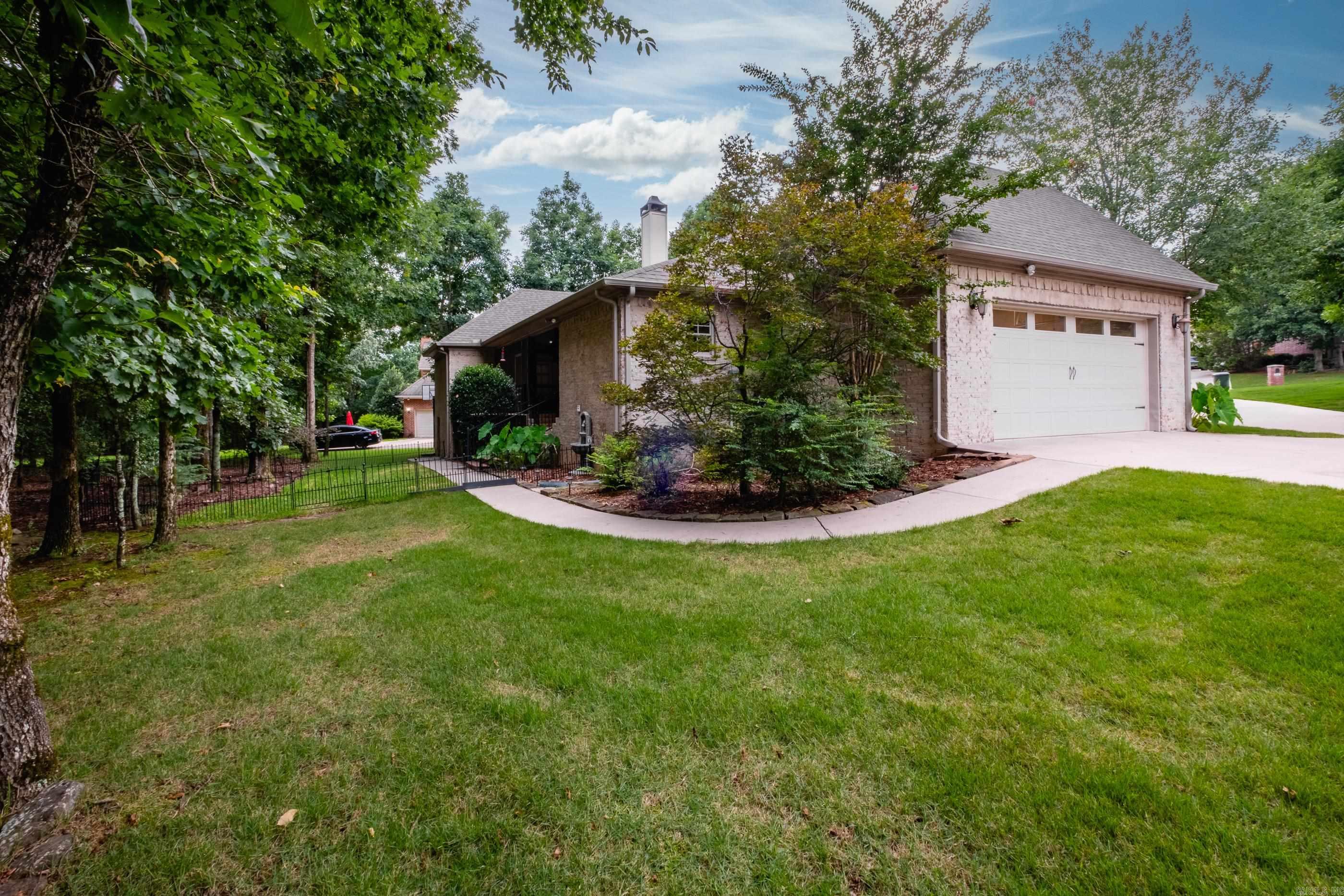 CHENAL VALLEY LAMARCHE PLACE NBH - Residential