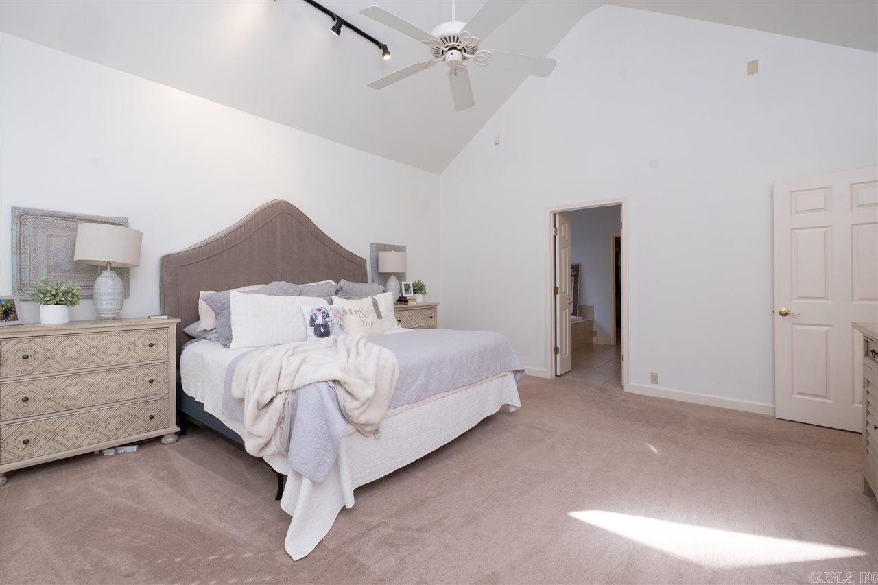 CHENAL VALLEY DUQUESNE COMMUNITY - Residential