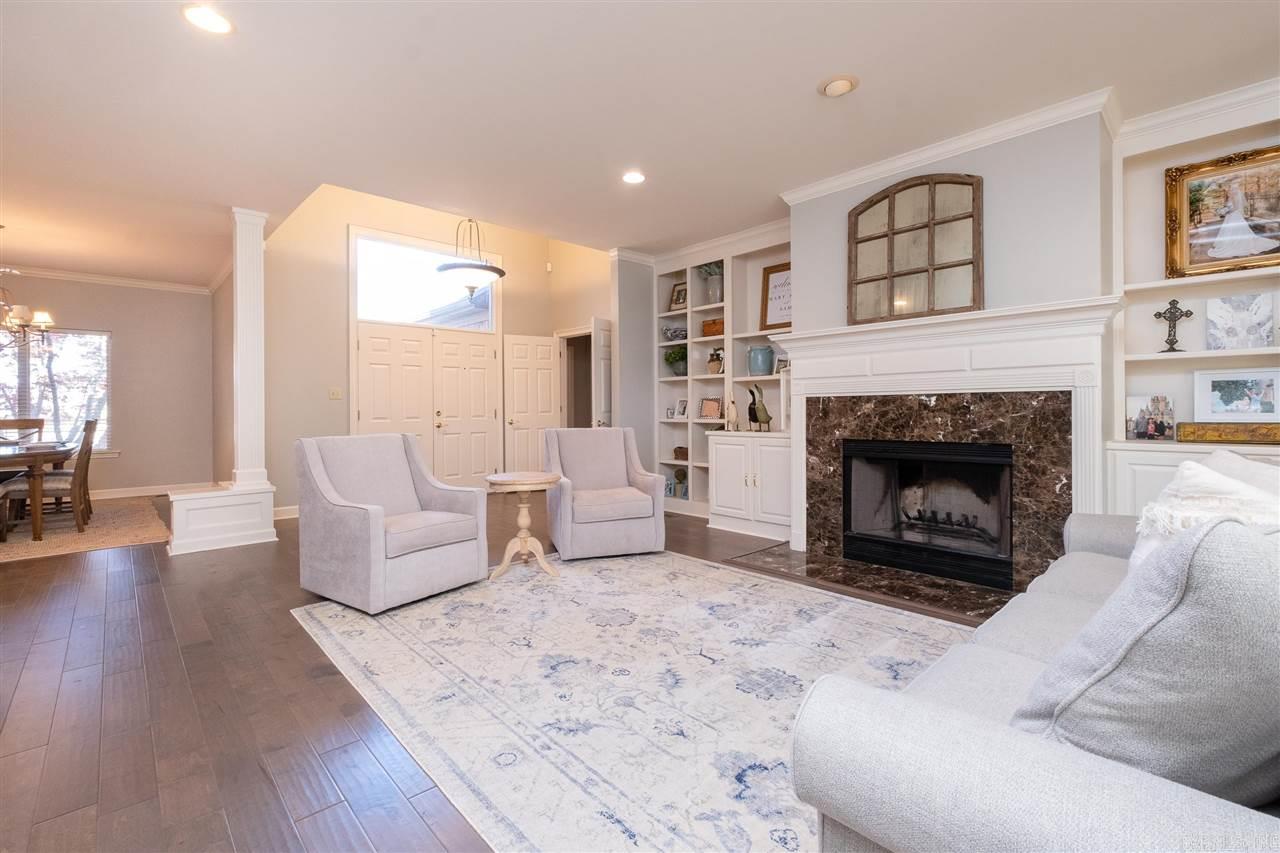 CHENAL VALLEY DUQUESNE COMMUNITY - Residential