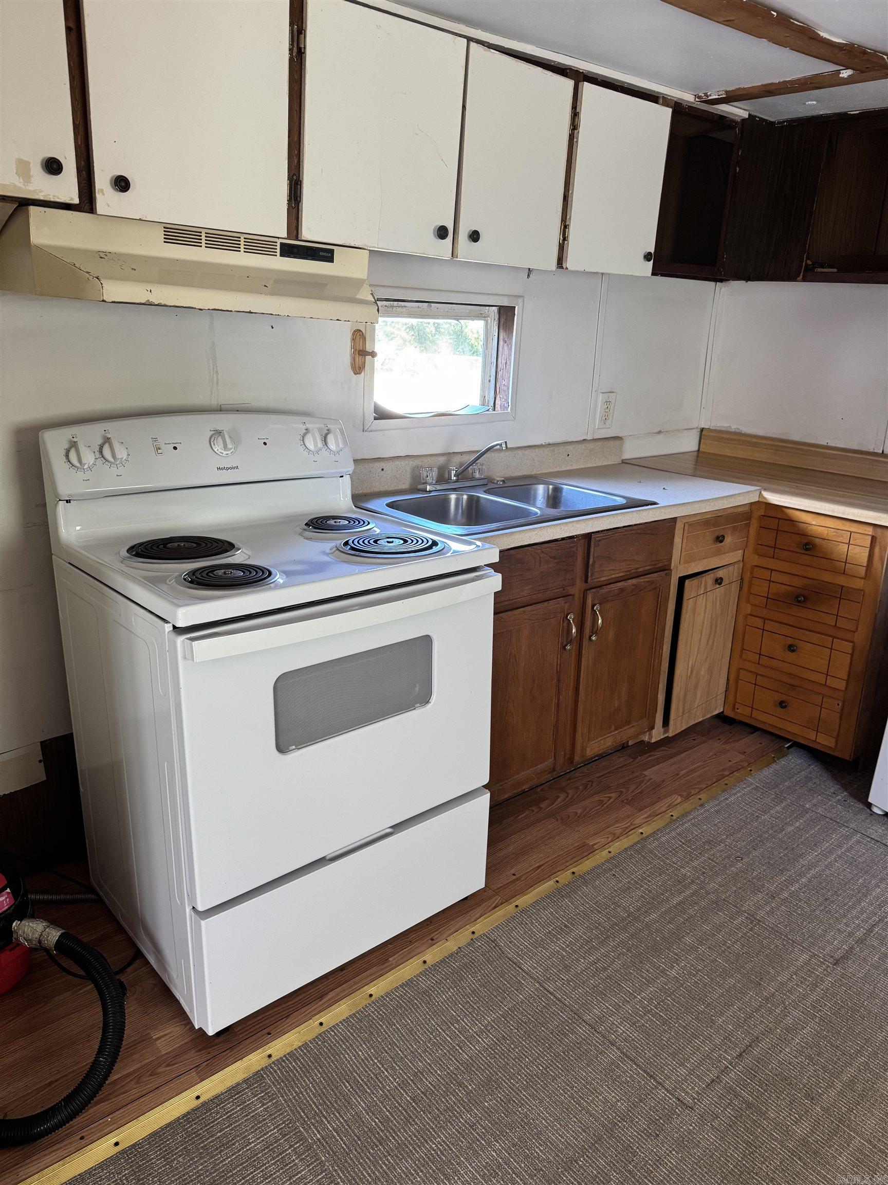 2 bed 1 bath for rent. New flooring, appliances and has central heat and AC. Call for a showing or apply online at mckimmeyrents.com