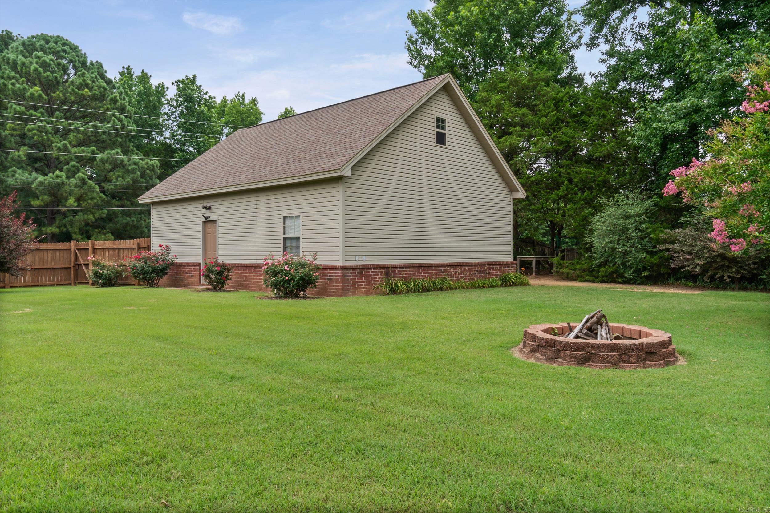 CORNERSTONE EST - Residential
