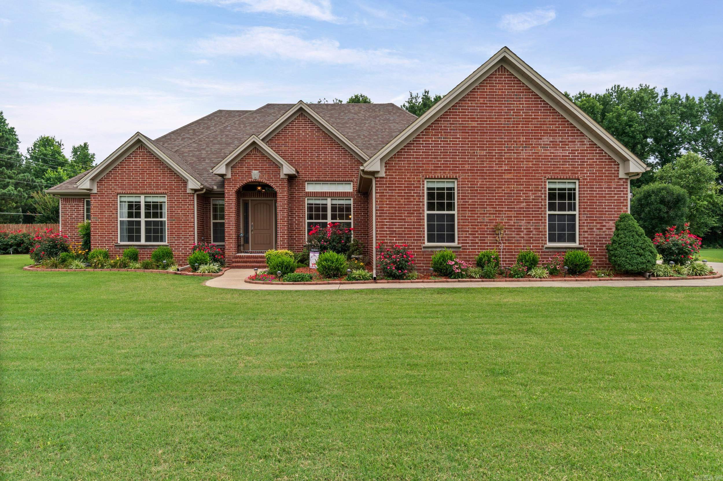 CORNERSTONE EST - Residential
