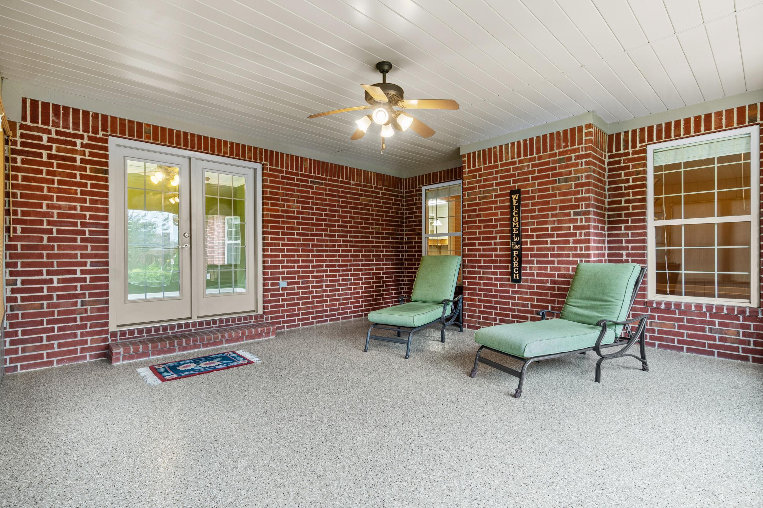 CORNERSTONE EST - Residential