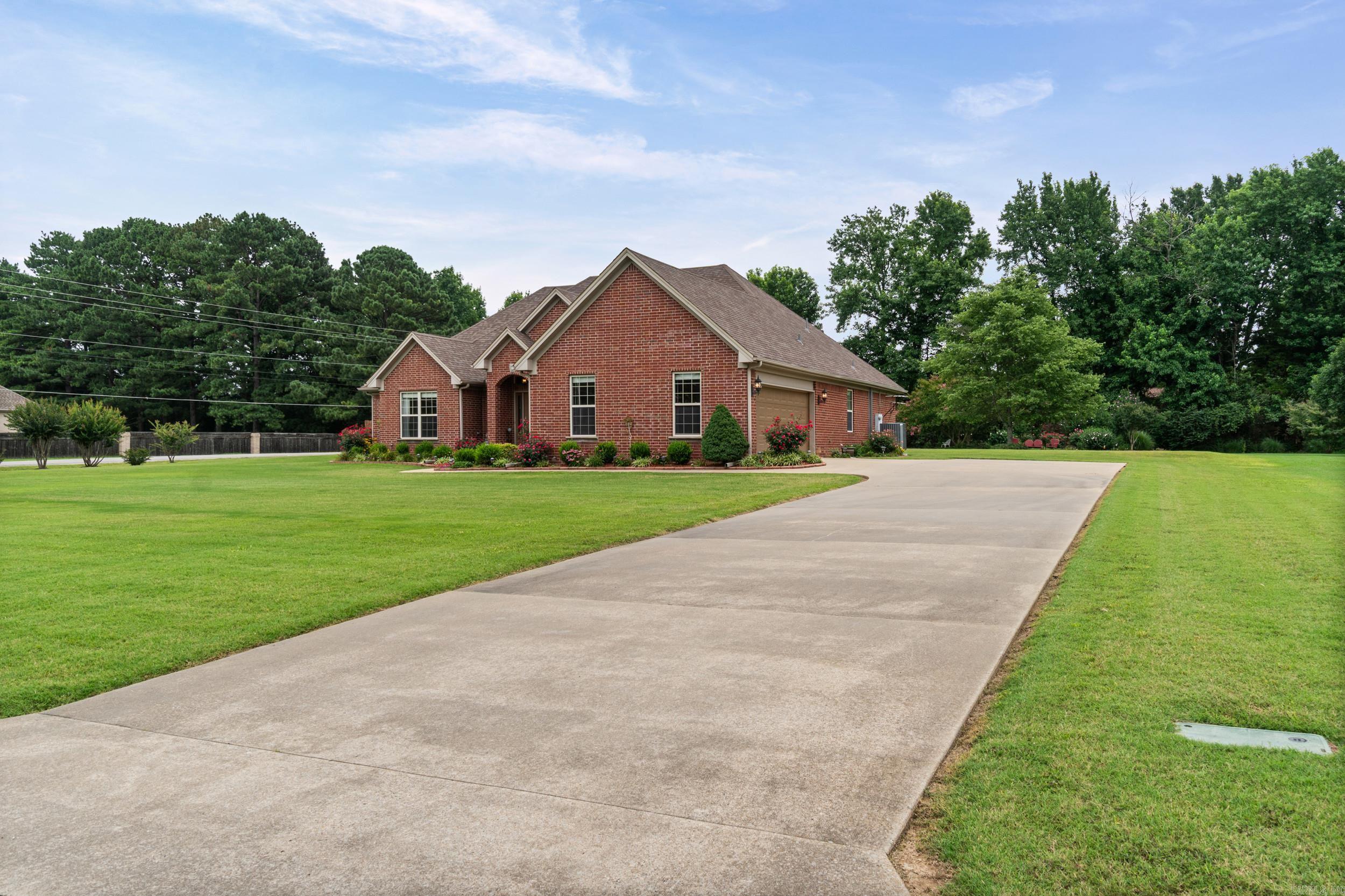 CORNERSTONE EST - Residential