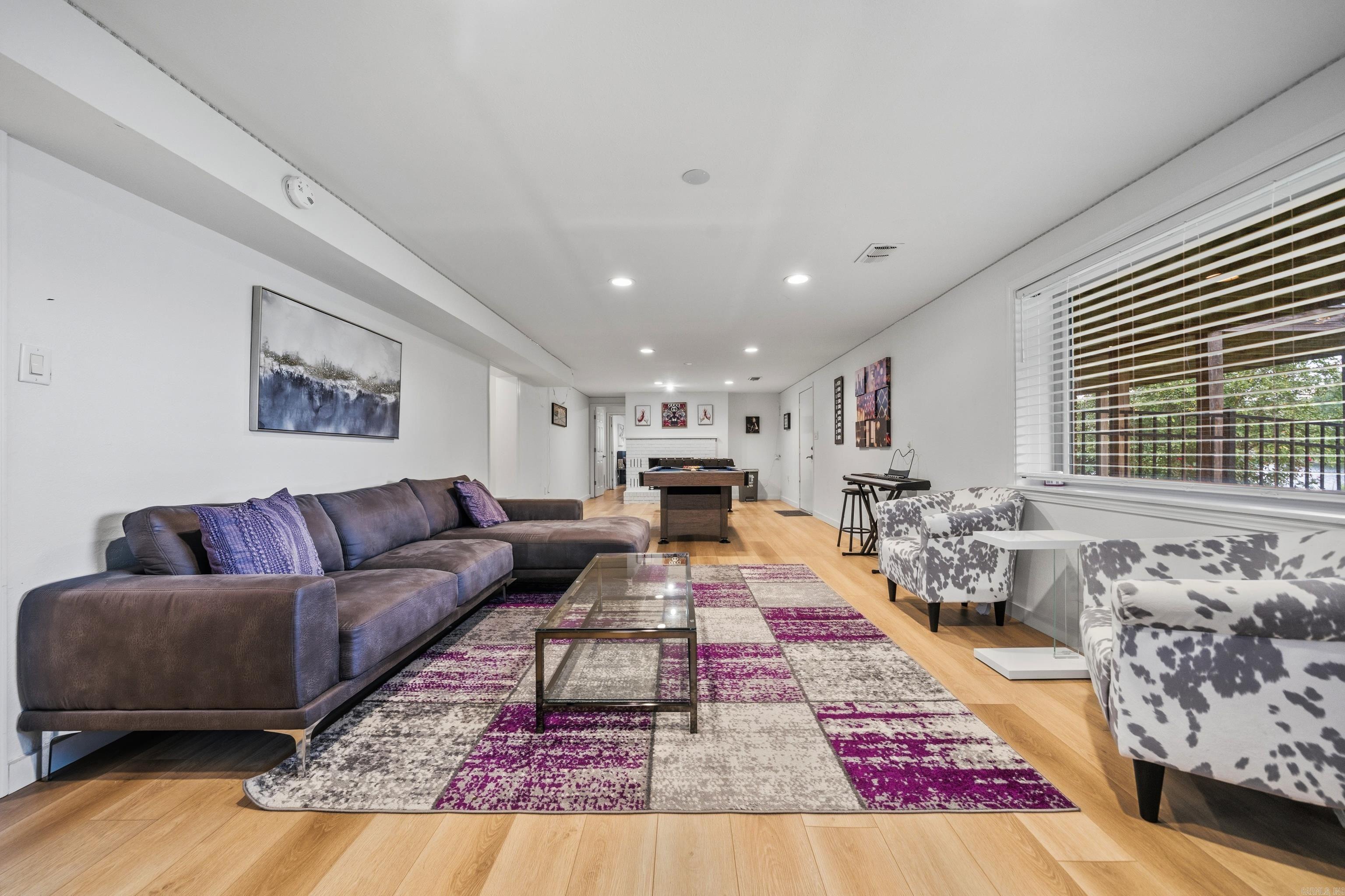 CLEVELAND SHORES - Residential
