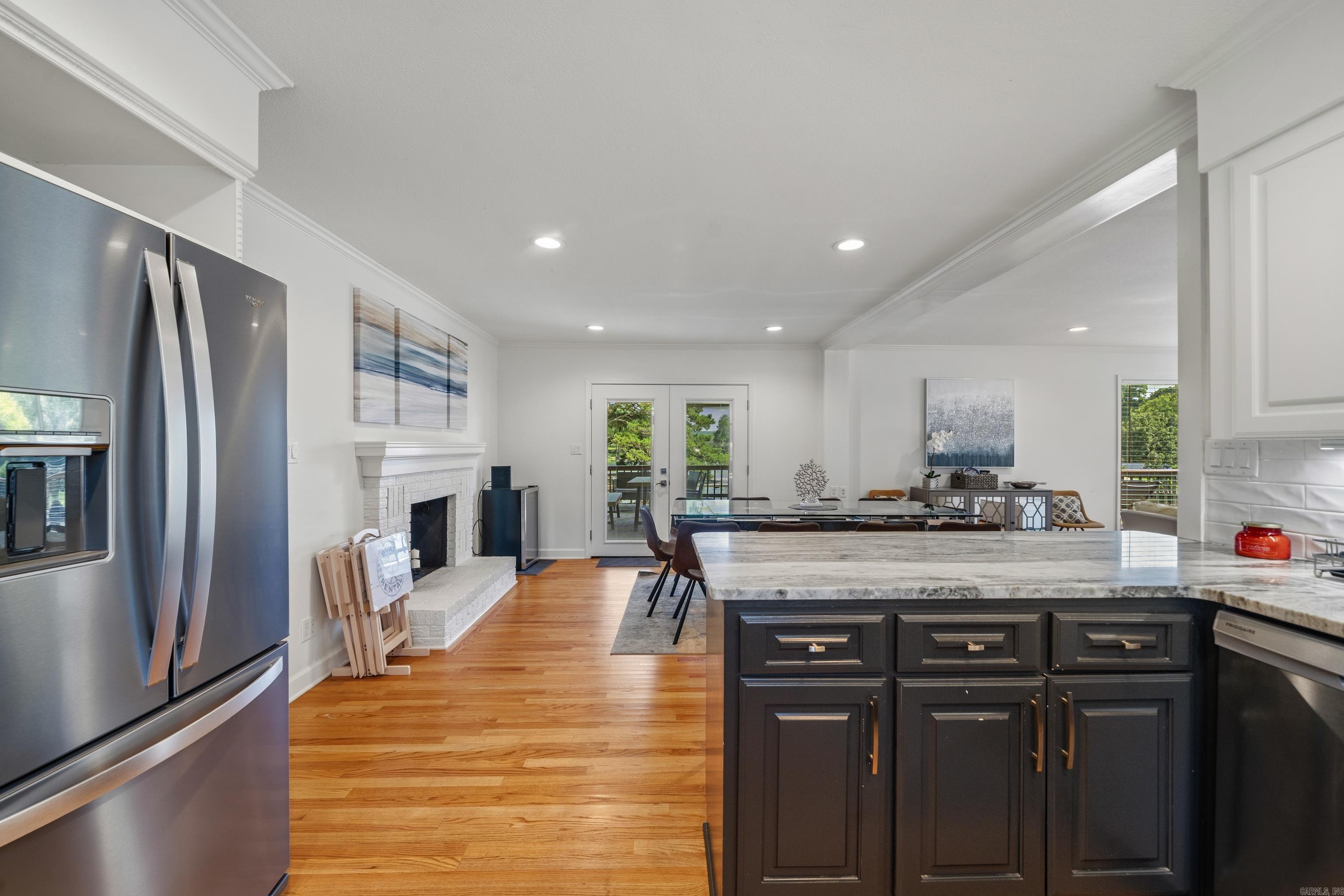 CLEVELAND SHORES - Residential