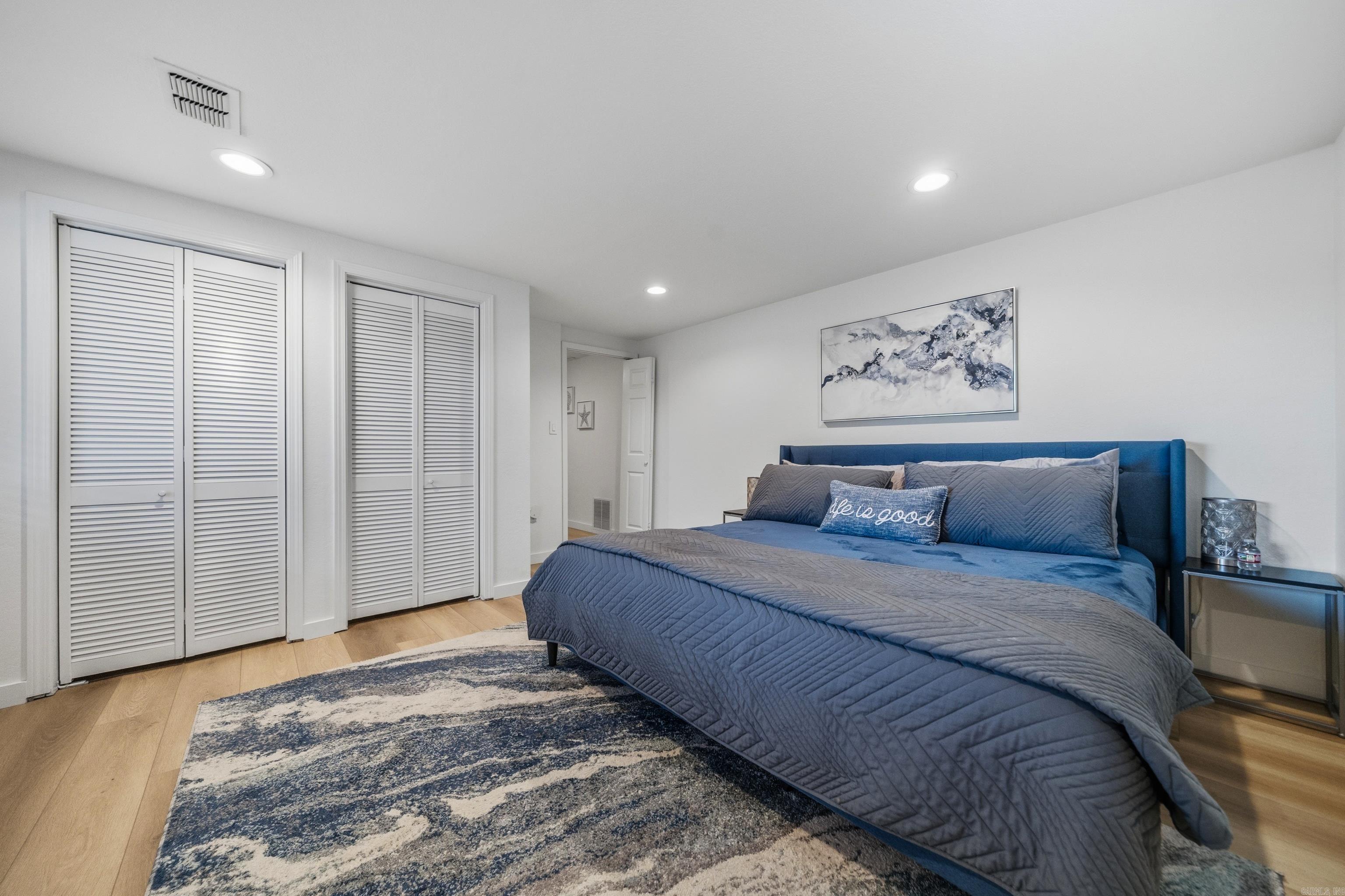 CLEVELAND SHORES - Residential