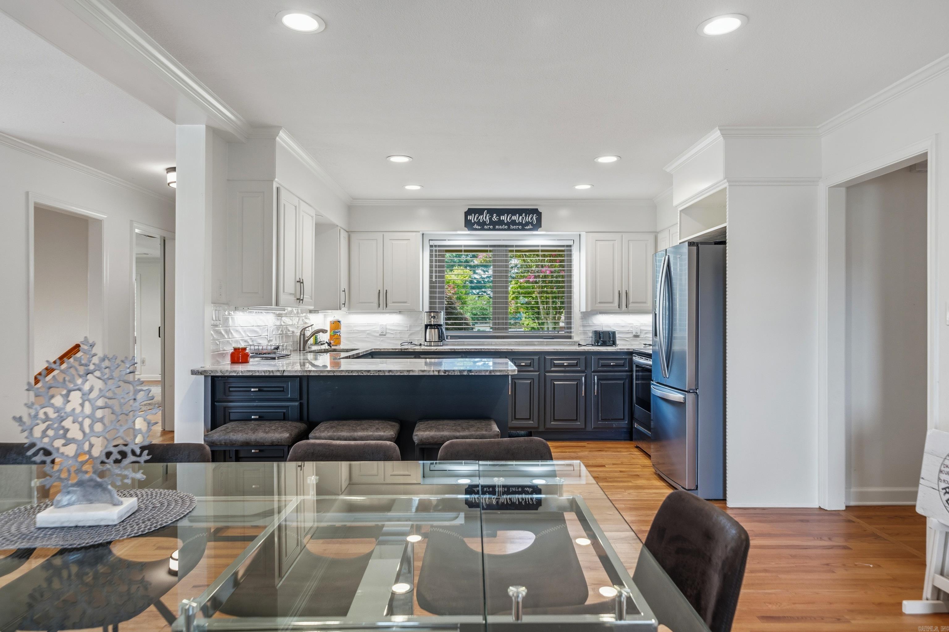 CLEVELAND SHORES - Residential