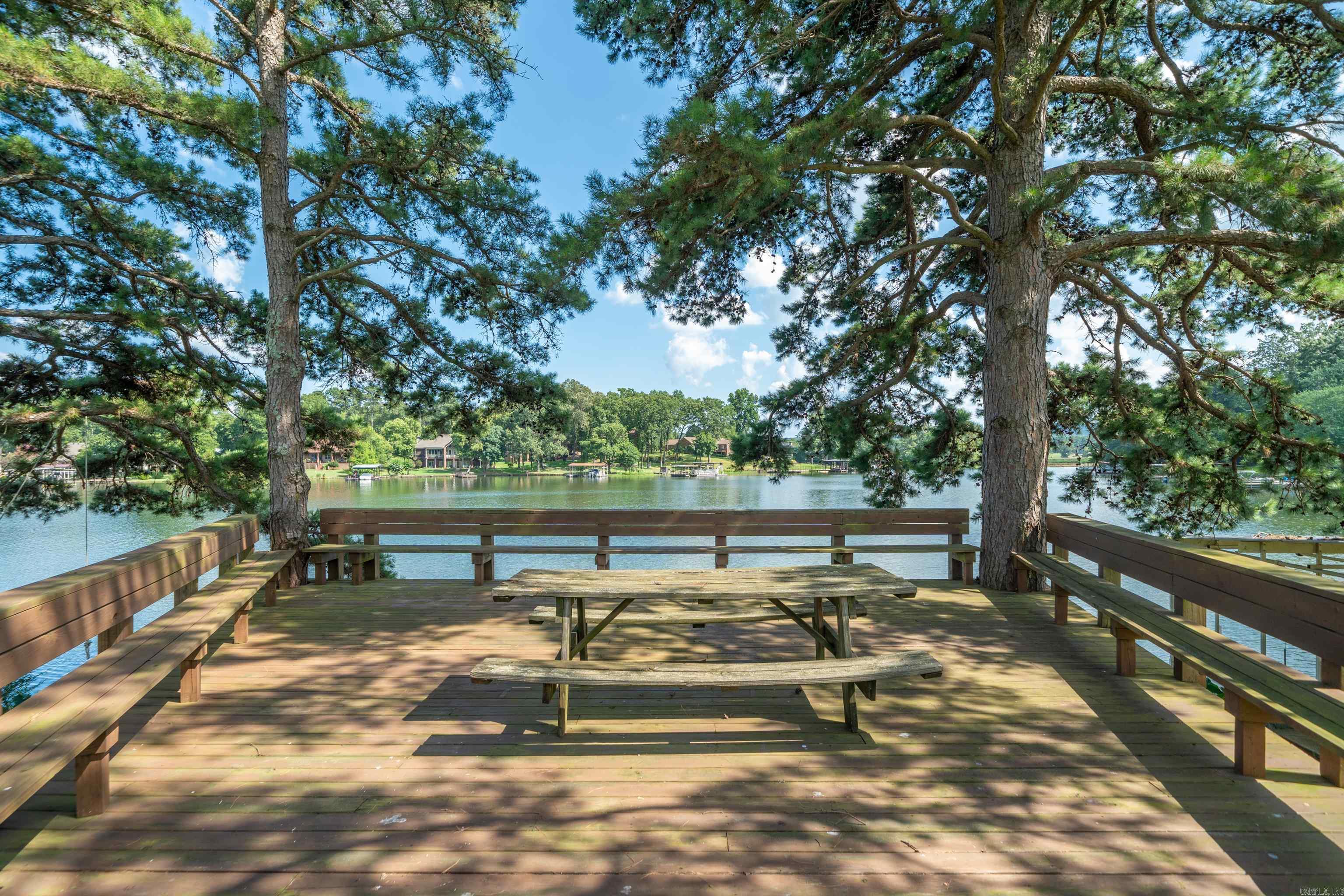CLEVELAND SHORES - Residential