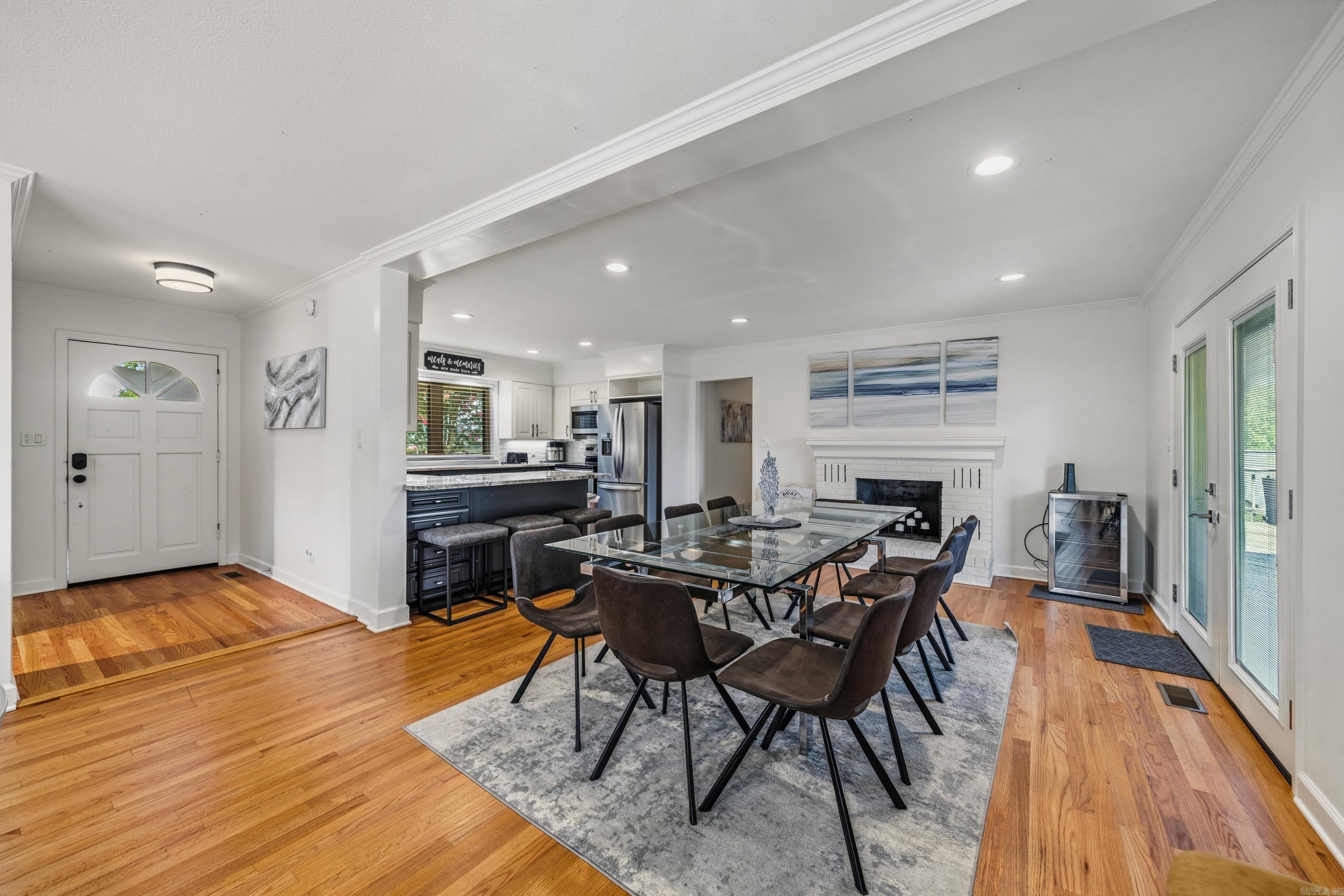 CLEVELAND SHORES - Residential