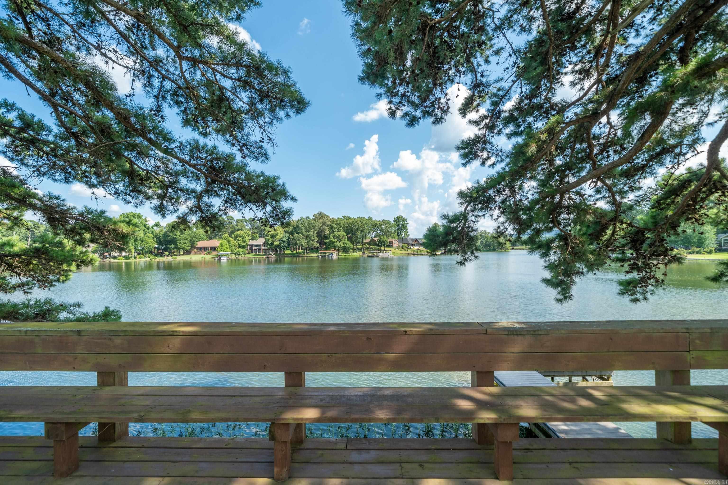 CLEVELAND SHORES - Residential