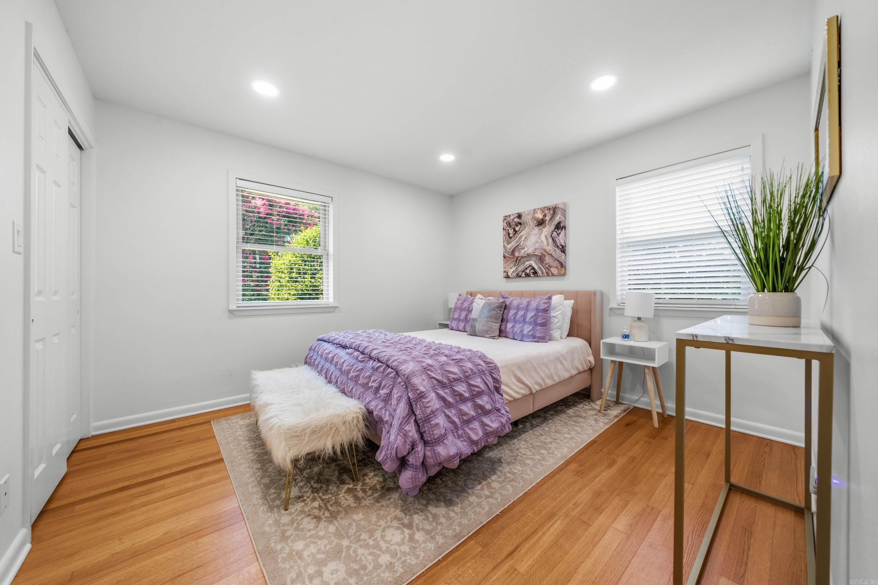 CLEVELAND SHORES - Residential