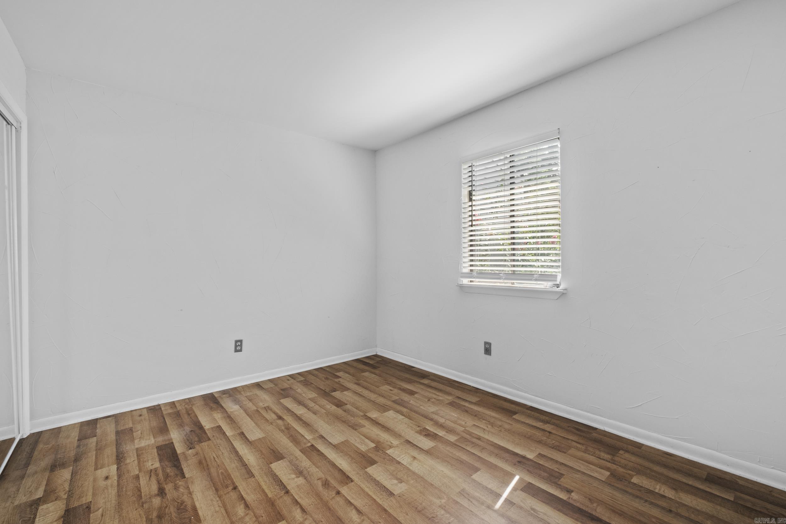 TAMARACK PINES APTS - Residential