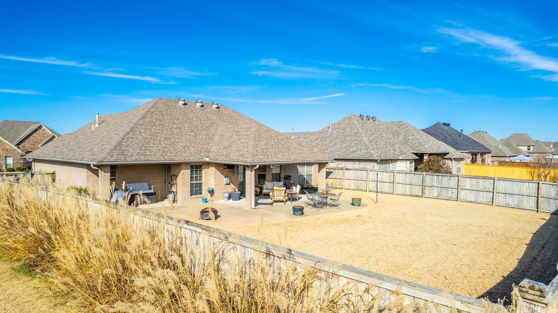 COUNTRY CLUB OF ARK THE - Residential