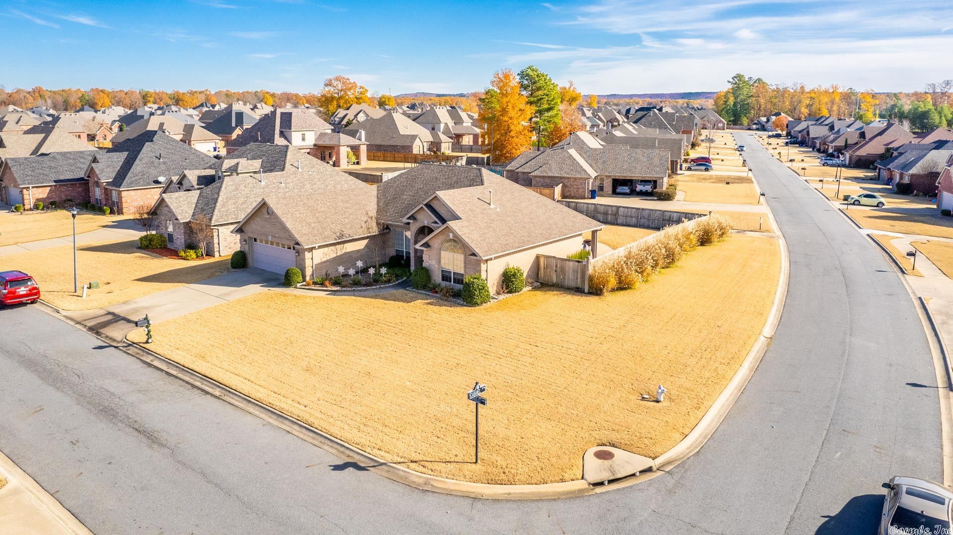 COUNTRY CLUB OF ARK THE - Residential