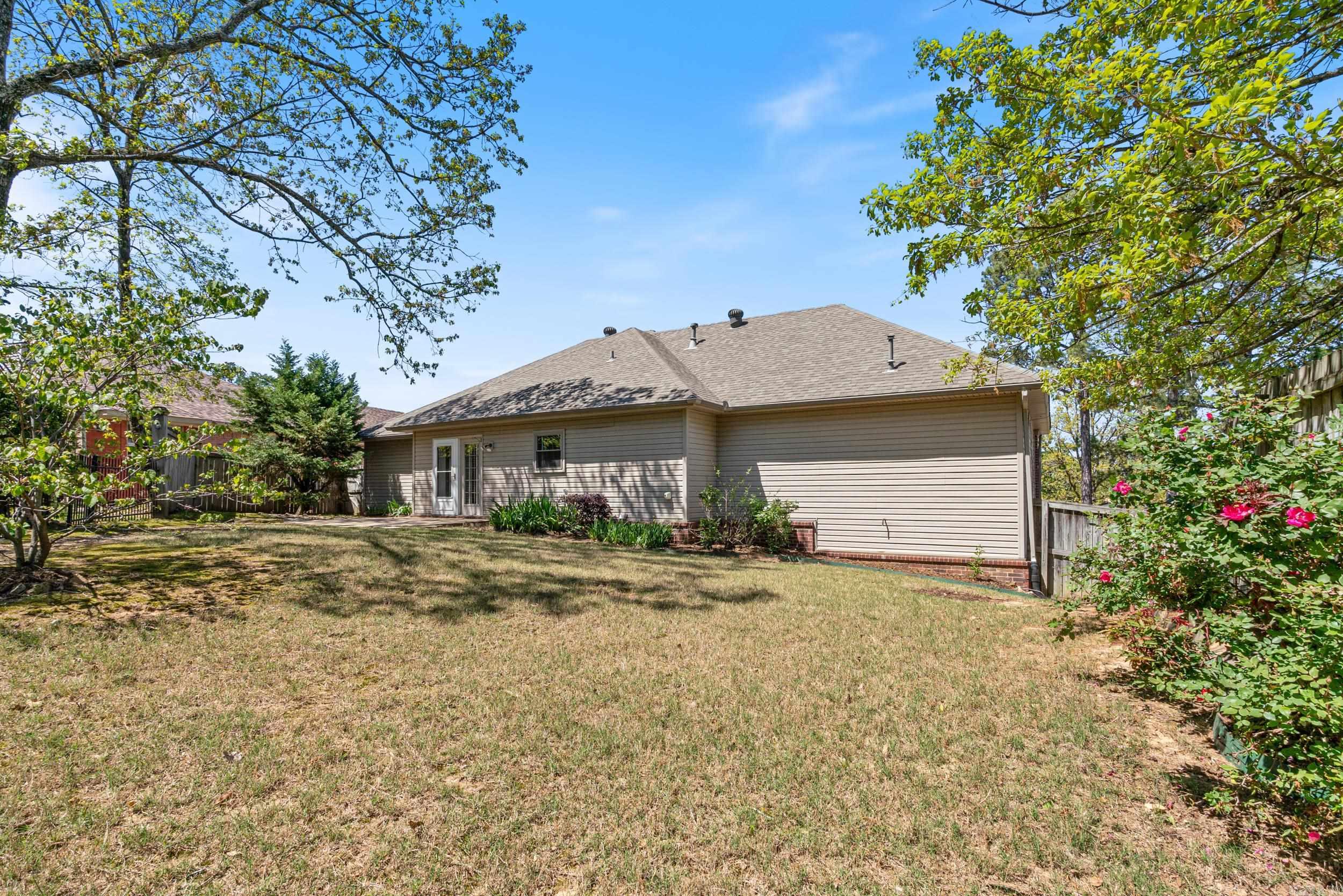 DIAMOND POINTE - Residential