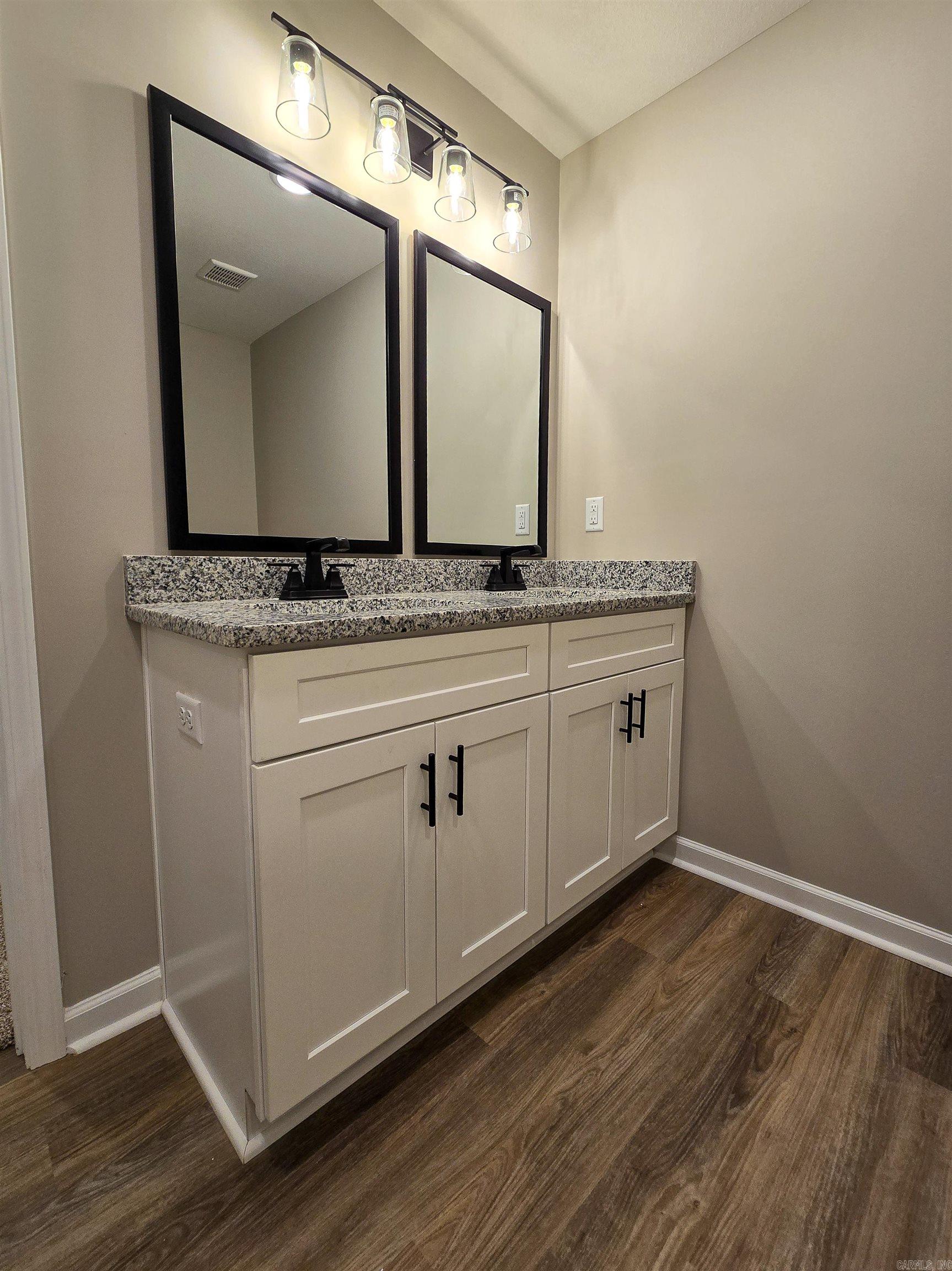 BROOKSHIRE PLACE - Residential Lease