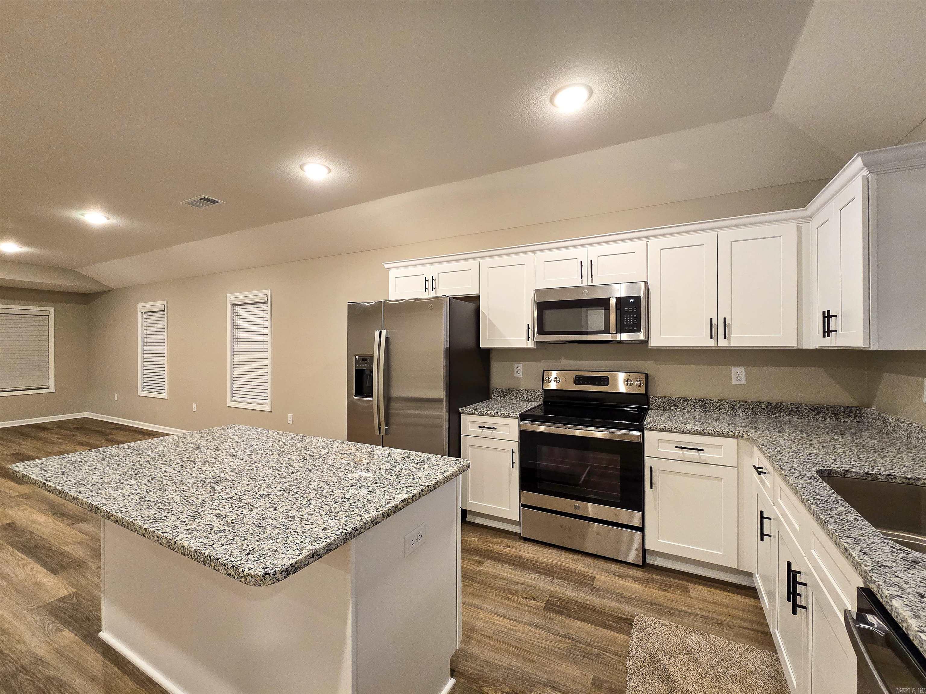 BROOKSHIRE PLACE - Residential Lease