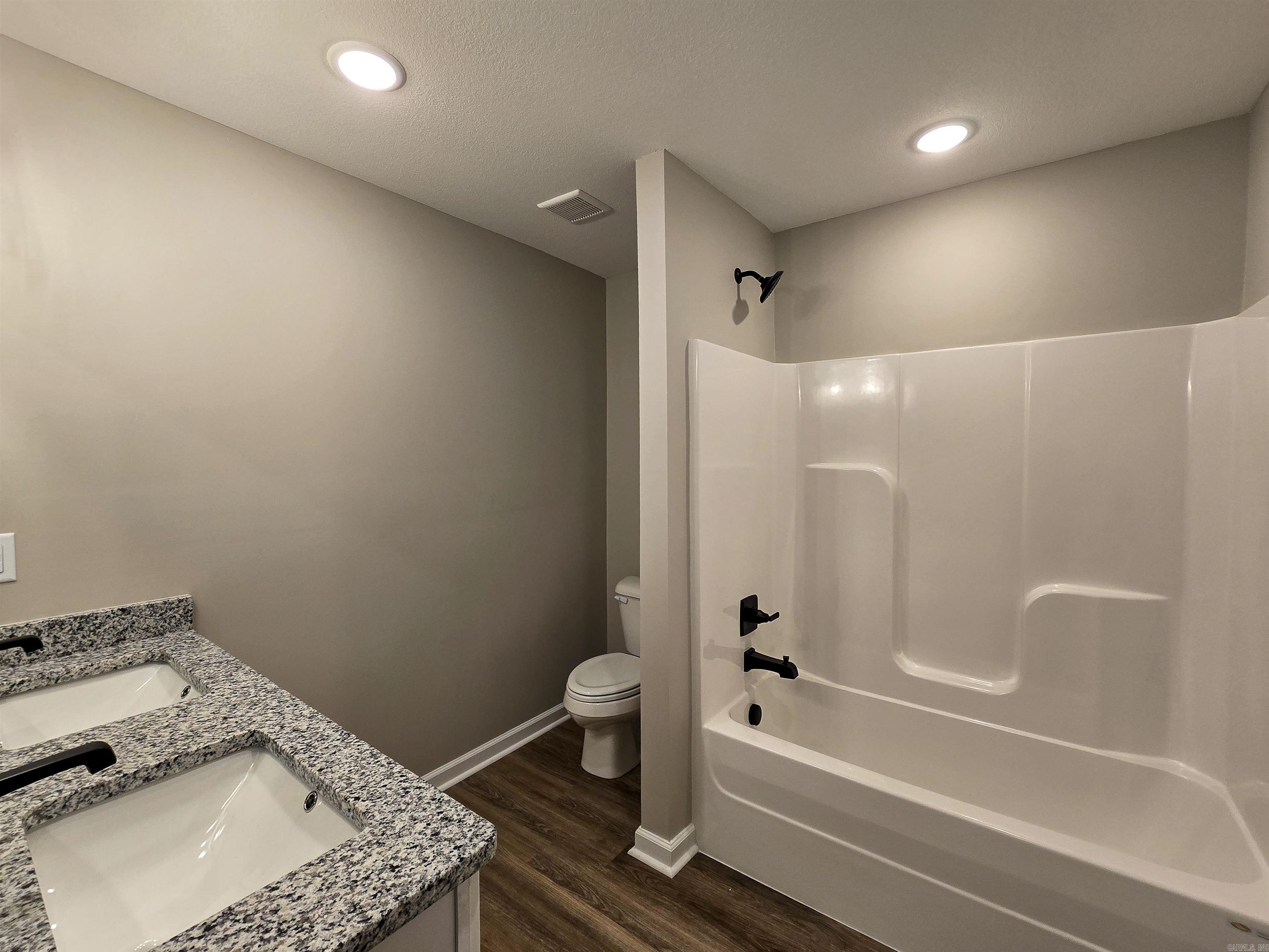 BROOKSHIRE PLACE - Residential Lease