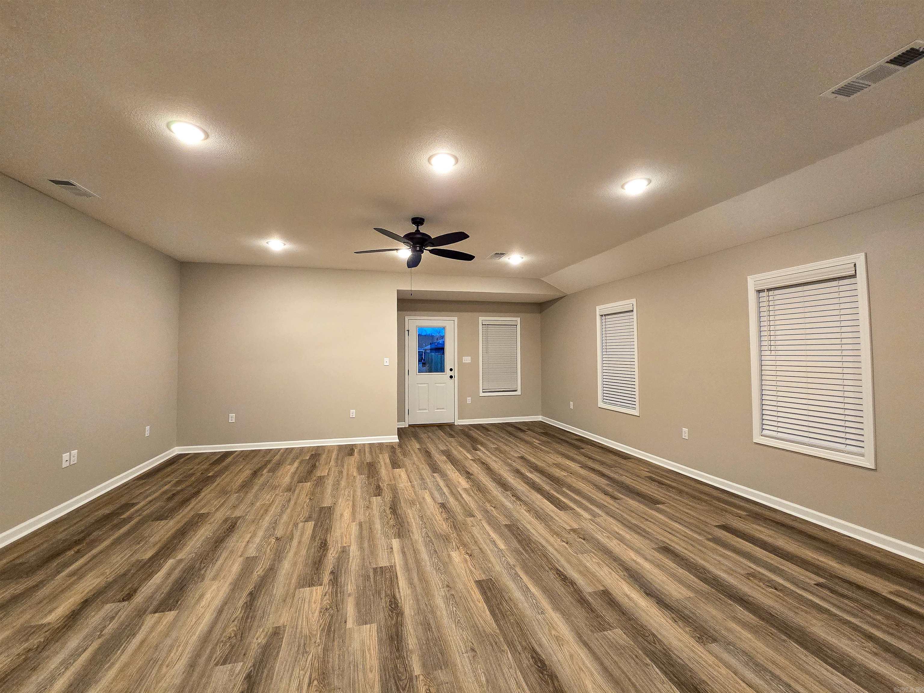 BROOKSHIRE PLACE - Residential Lease