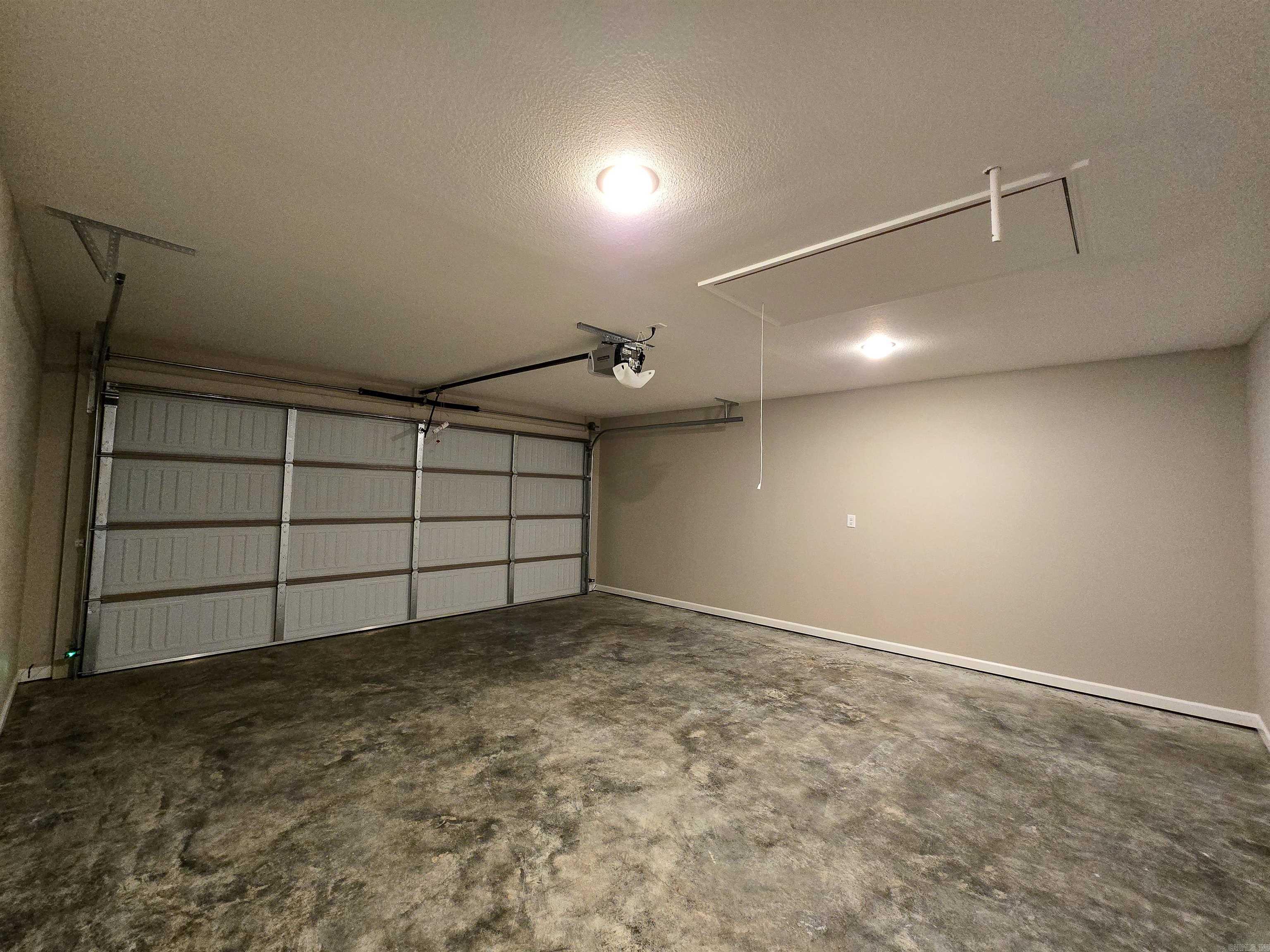 BROOKSHIRE PLACE - Residential Lease