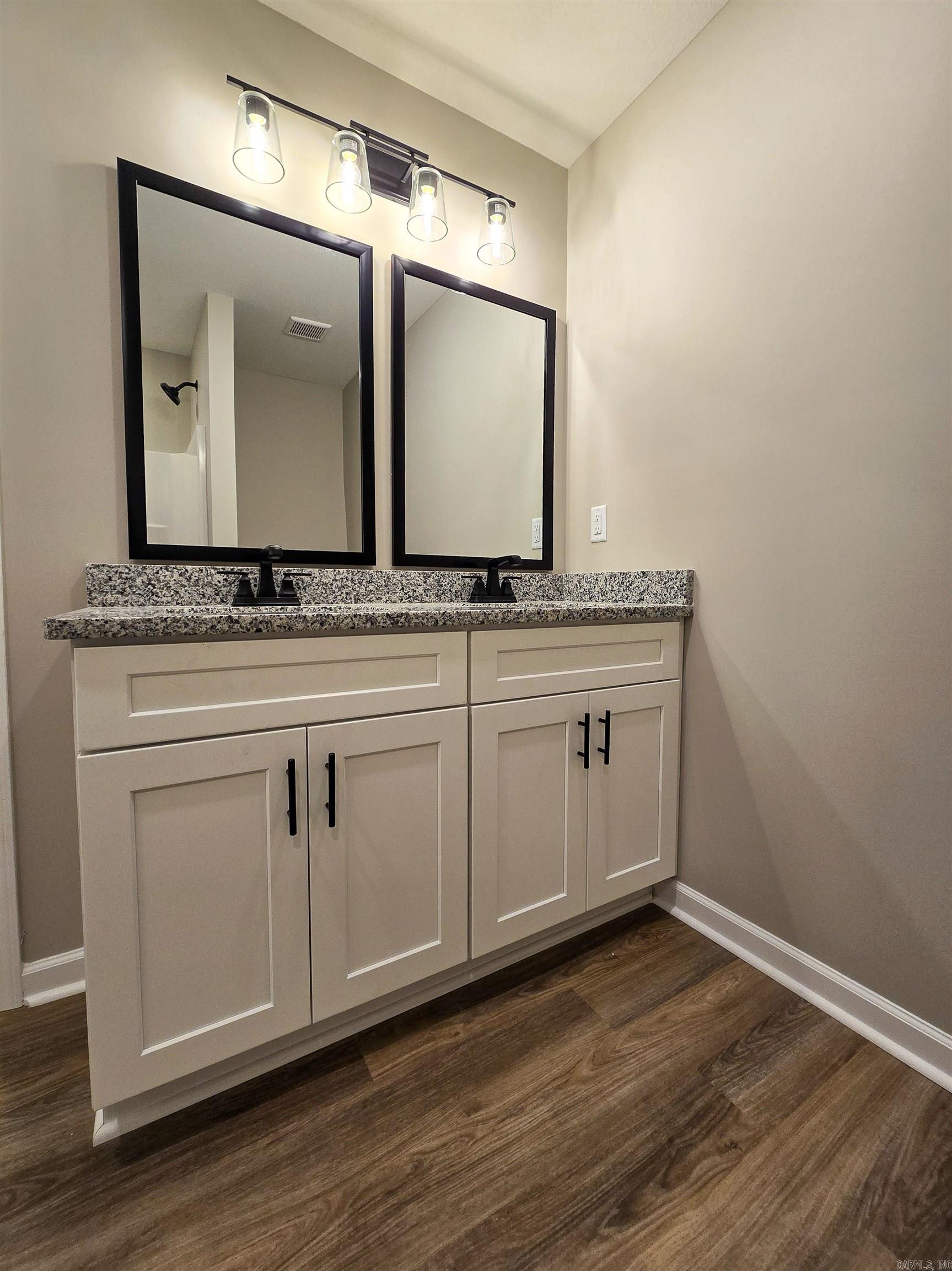BROOKSHIRE PLACE - Residential Lease