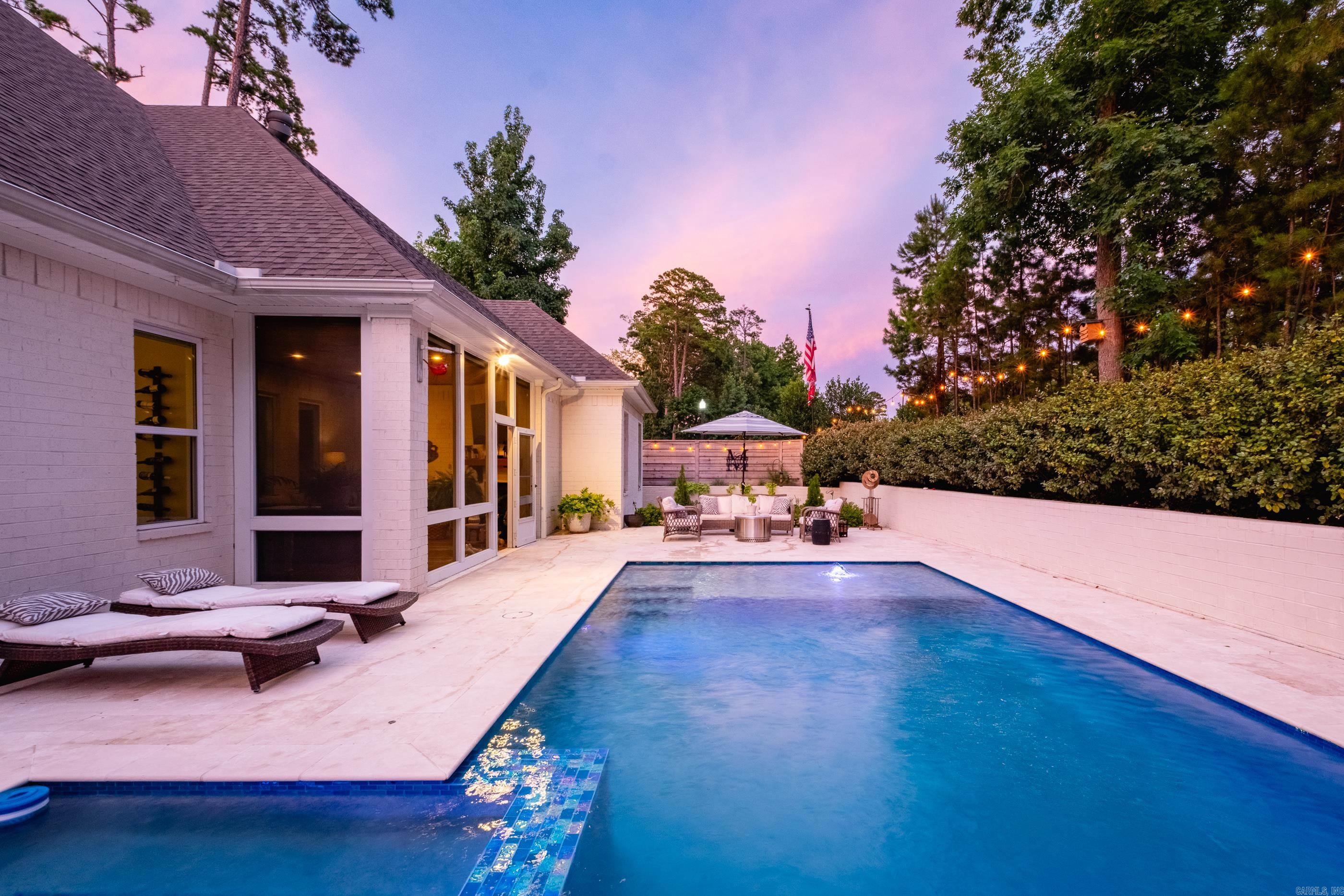 CHENAL VALLEY ENSBURY PLACE - Residential