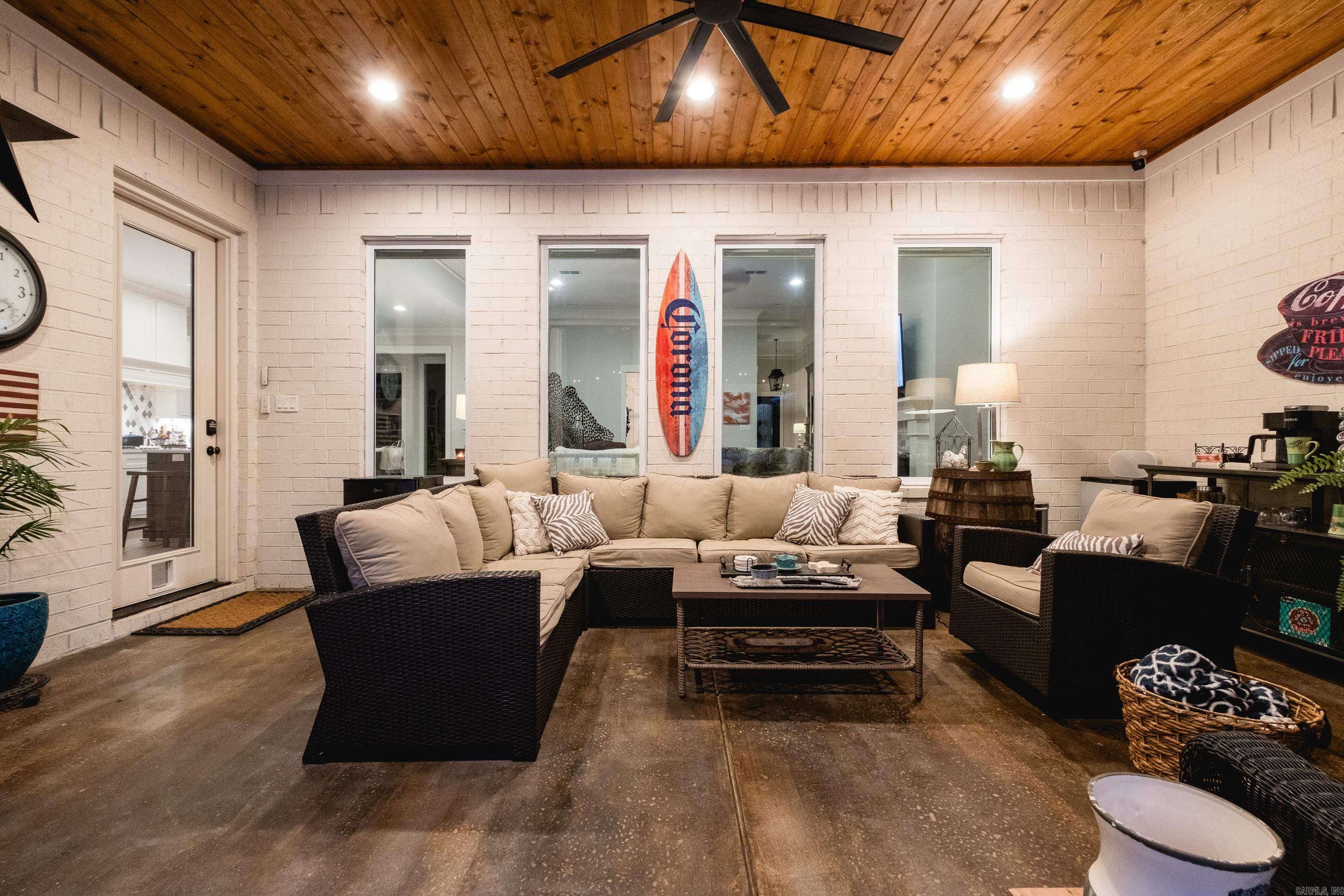 CHENAL VALLEY ENSBURY PLACE - Residential