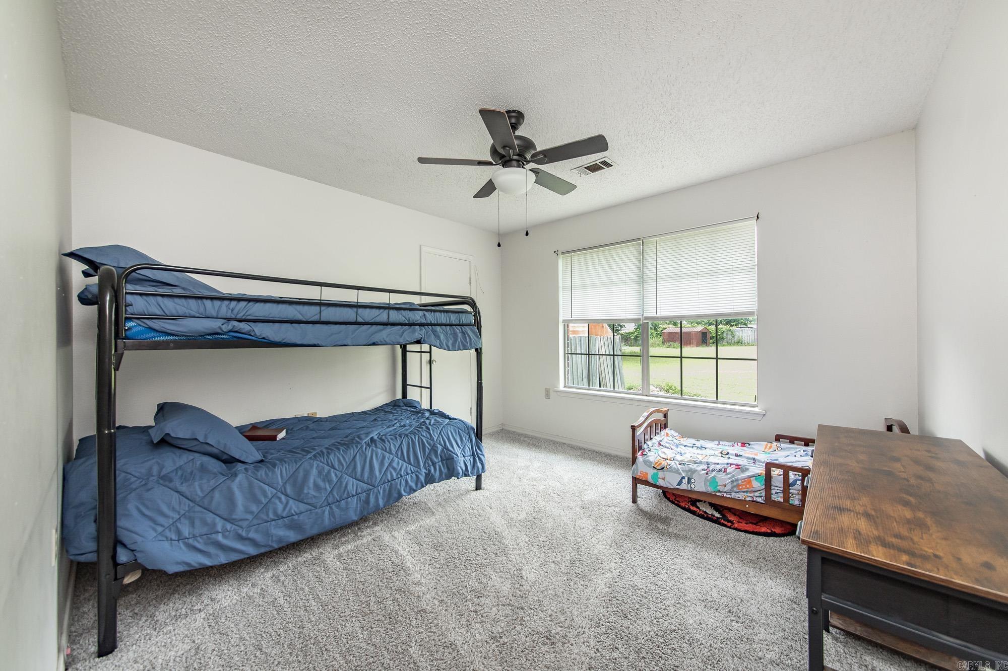WINDWOOD SOUTH - Residential