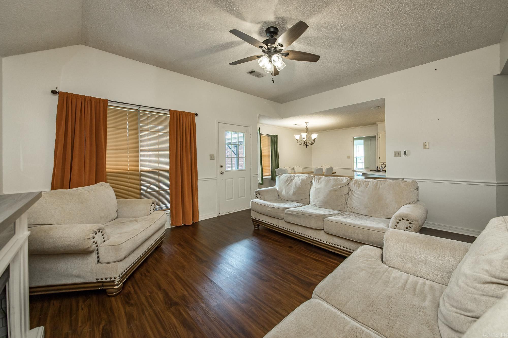 WINDWOOD SOUTH - Residential