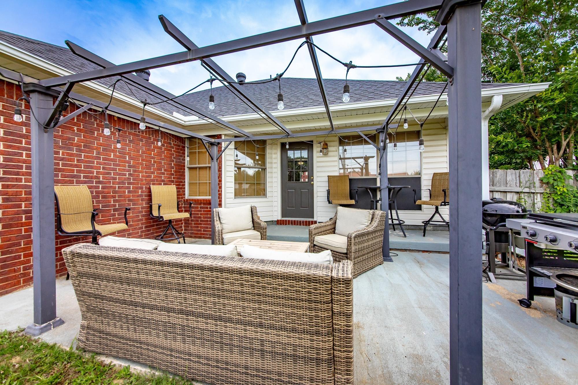 WINDWOOD SOUTH - Residential