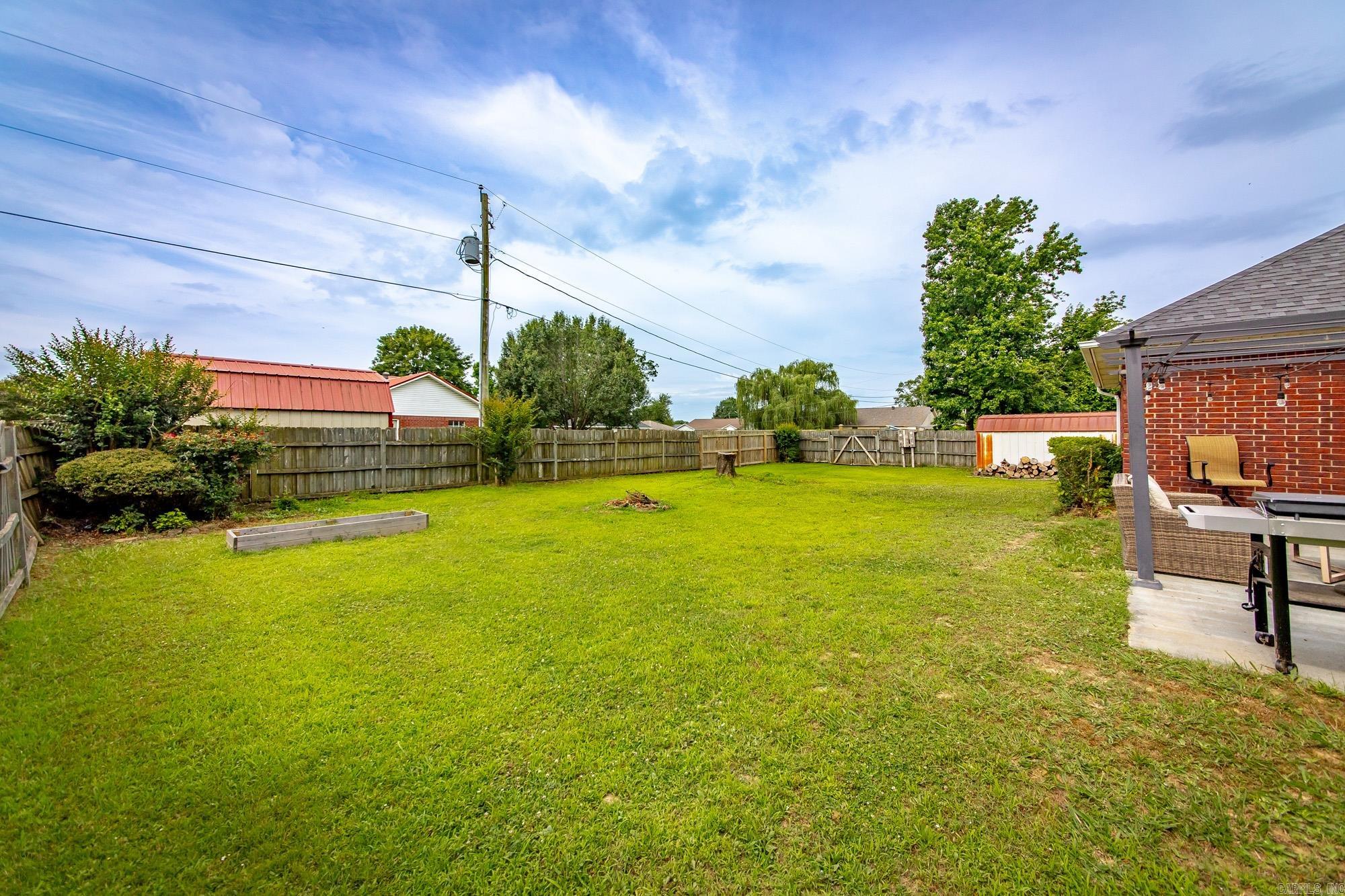 WINDWOOD SOUTH - Residential