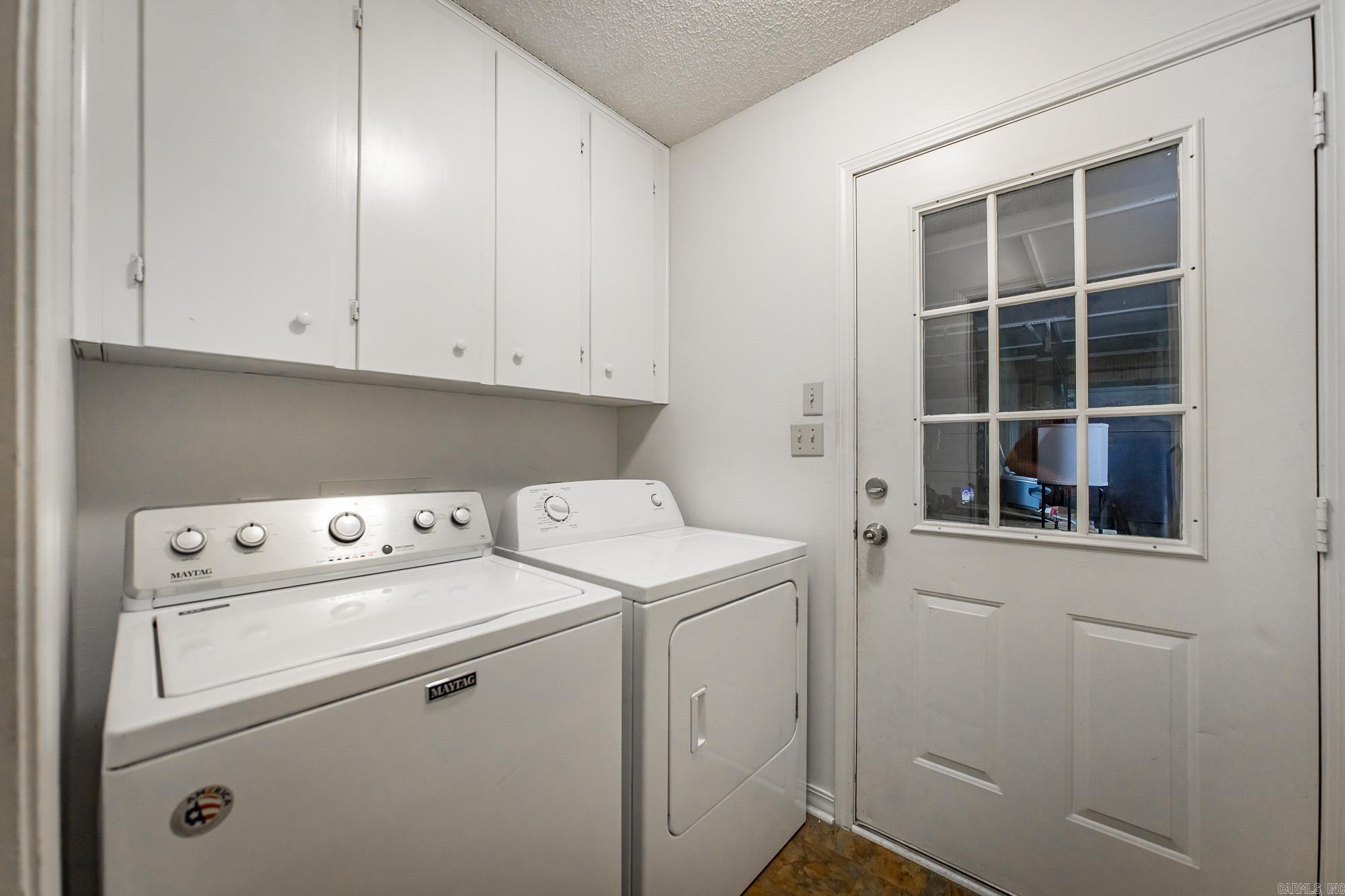 WINDWOOD SOUTH - Residential
