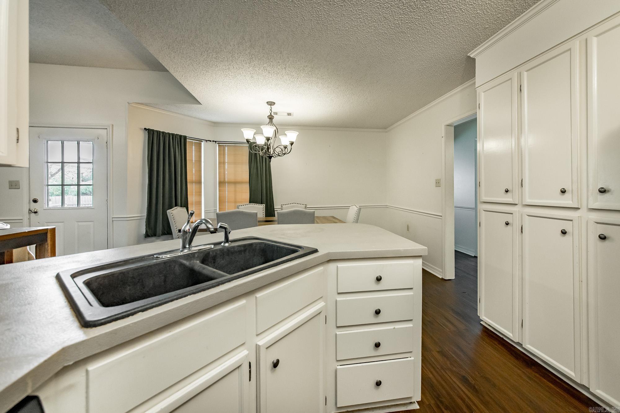 WINDWOOD SOUTH - Residential