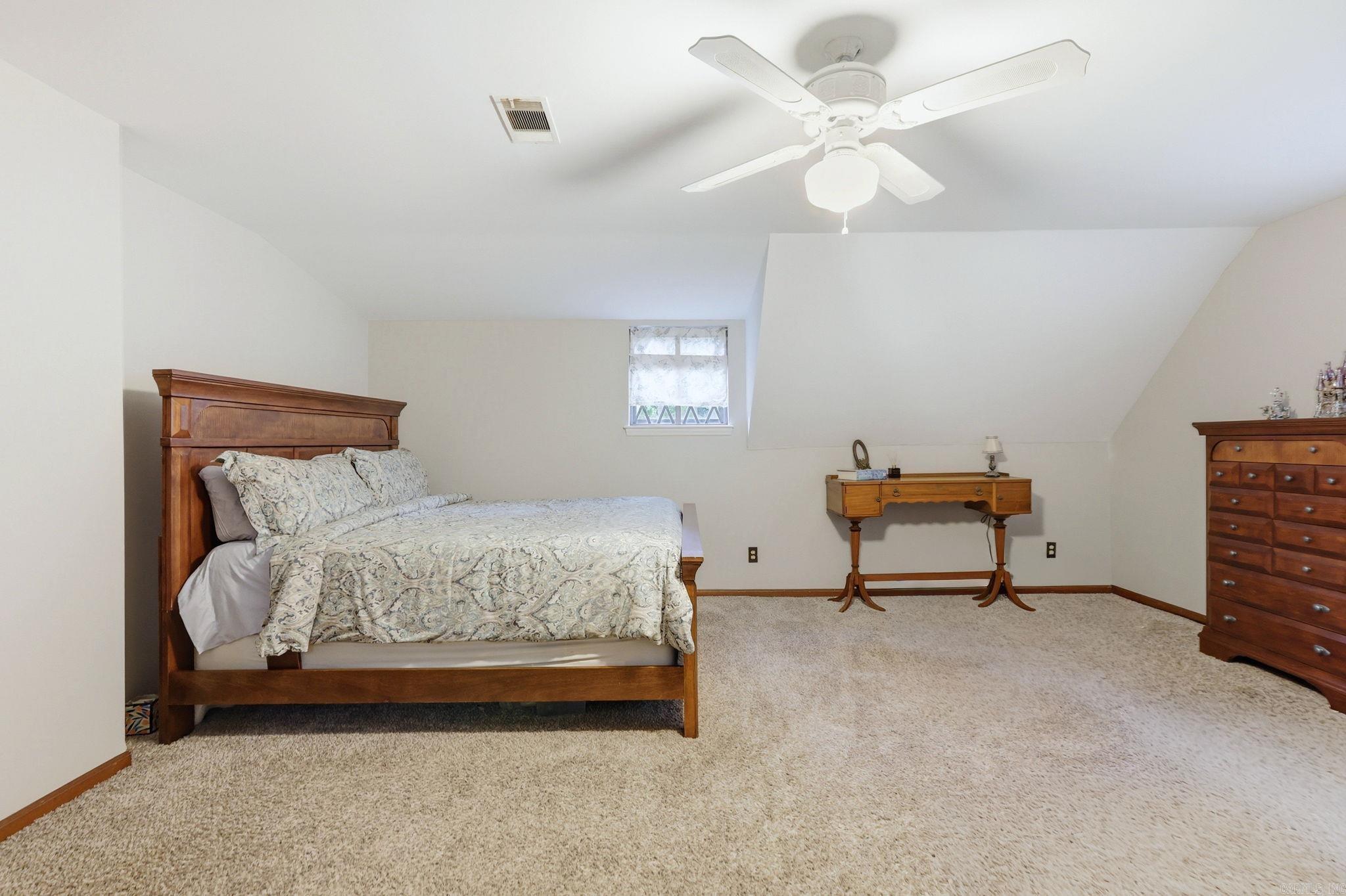 COLONY WEST - Residential