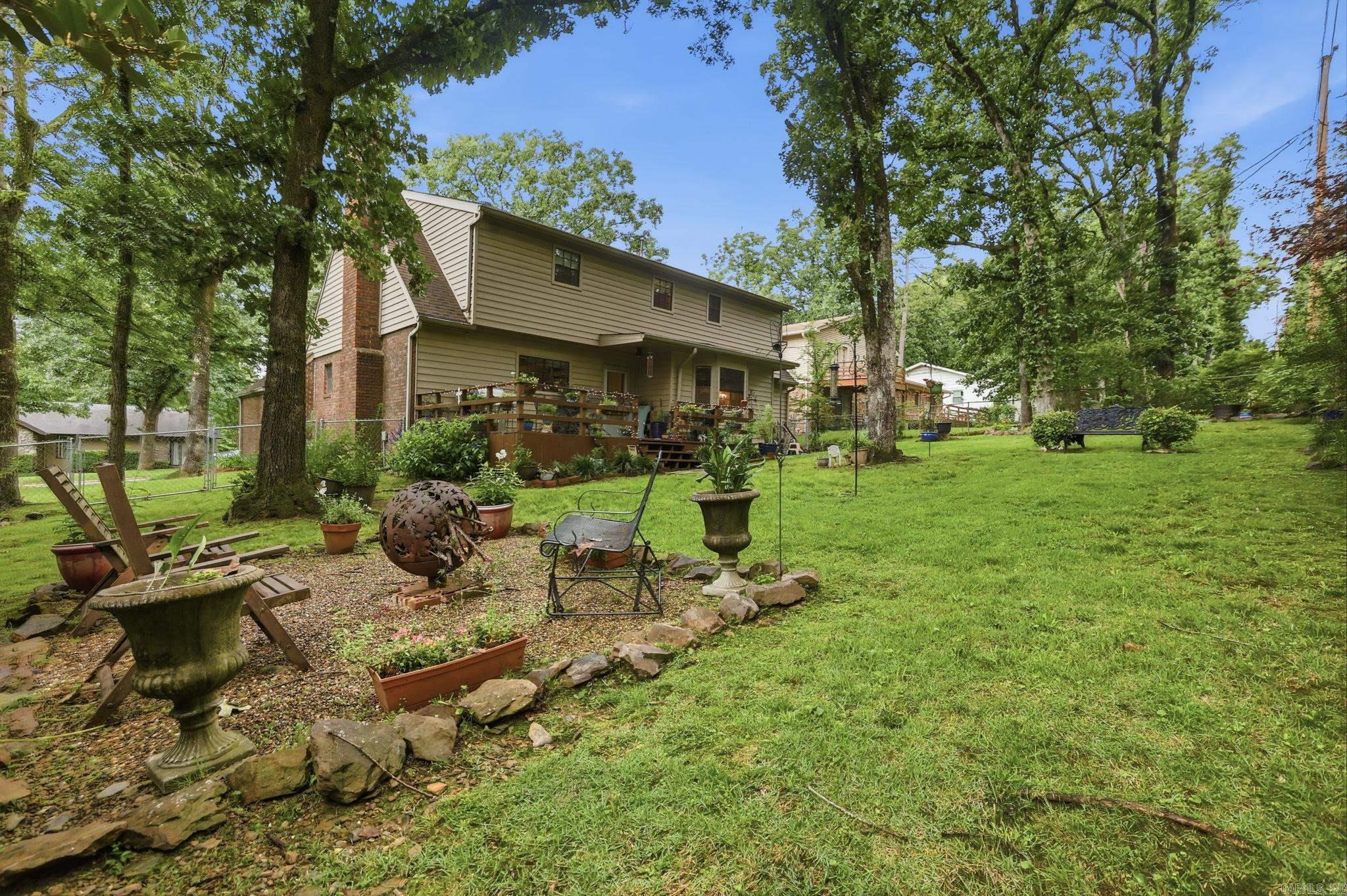 COLONY WEST - Residential