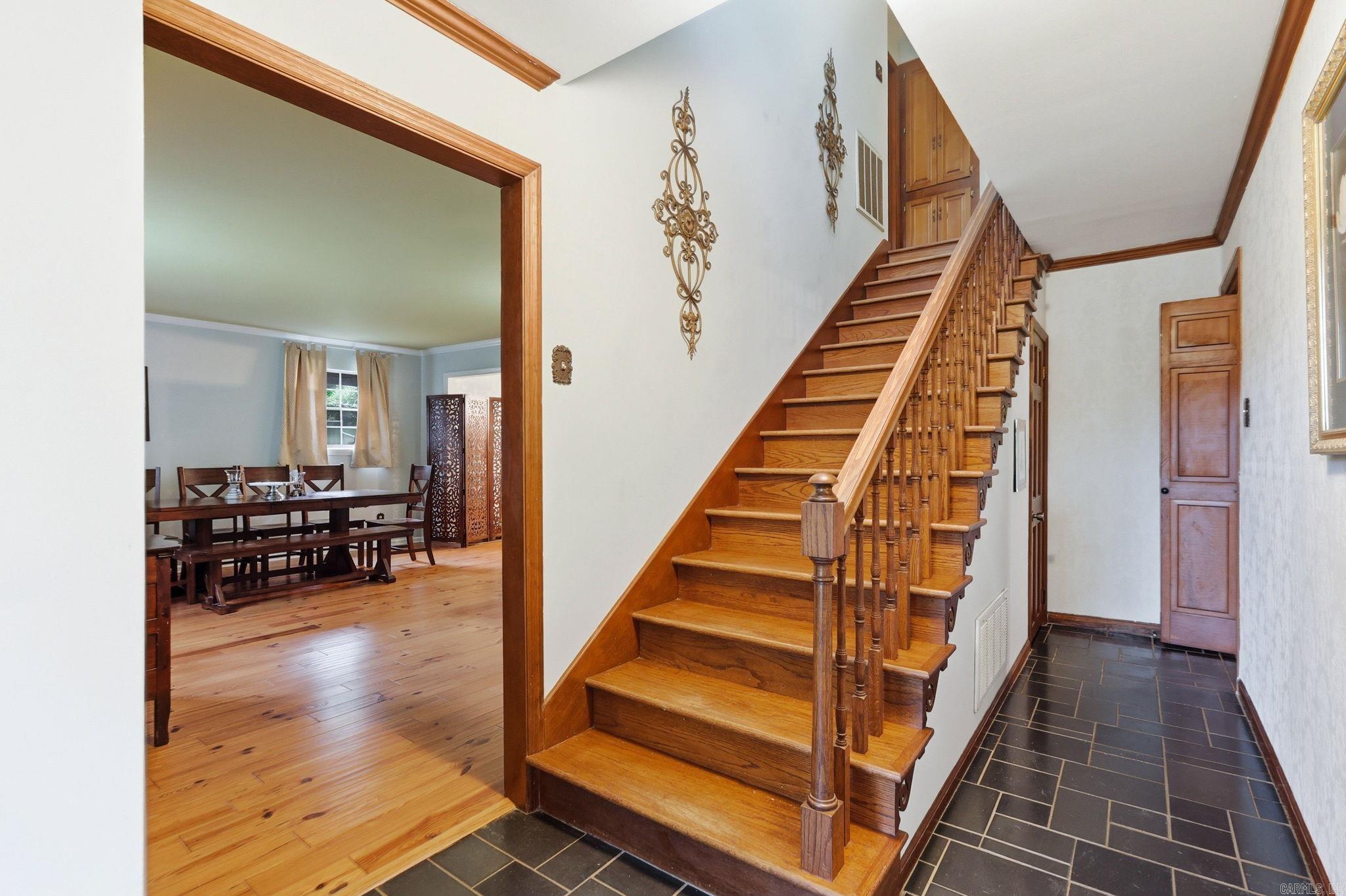 COLONY WEST - Residential