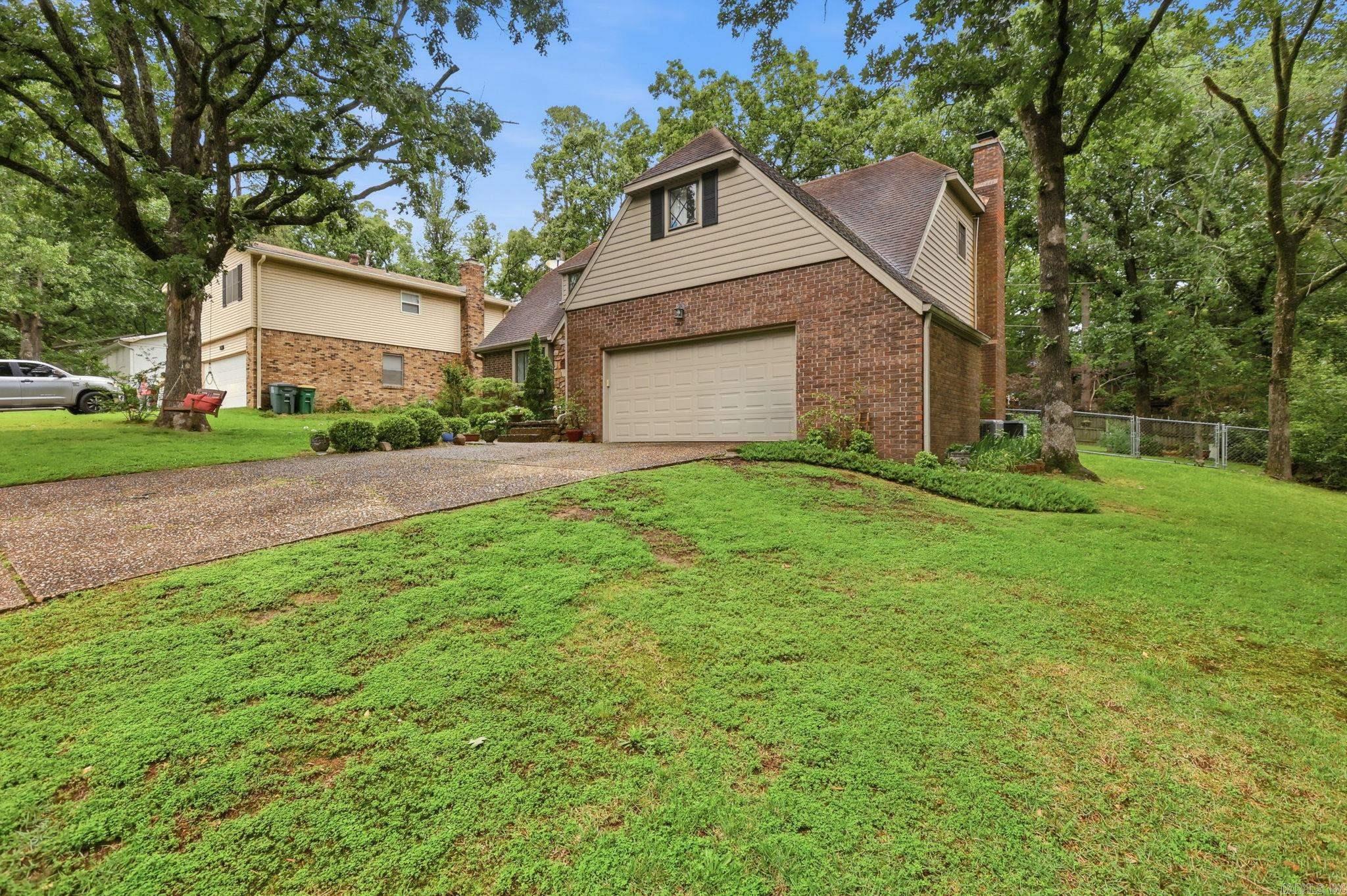 COLONY WEST - Residential