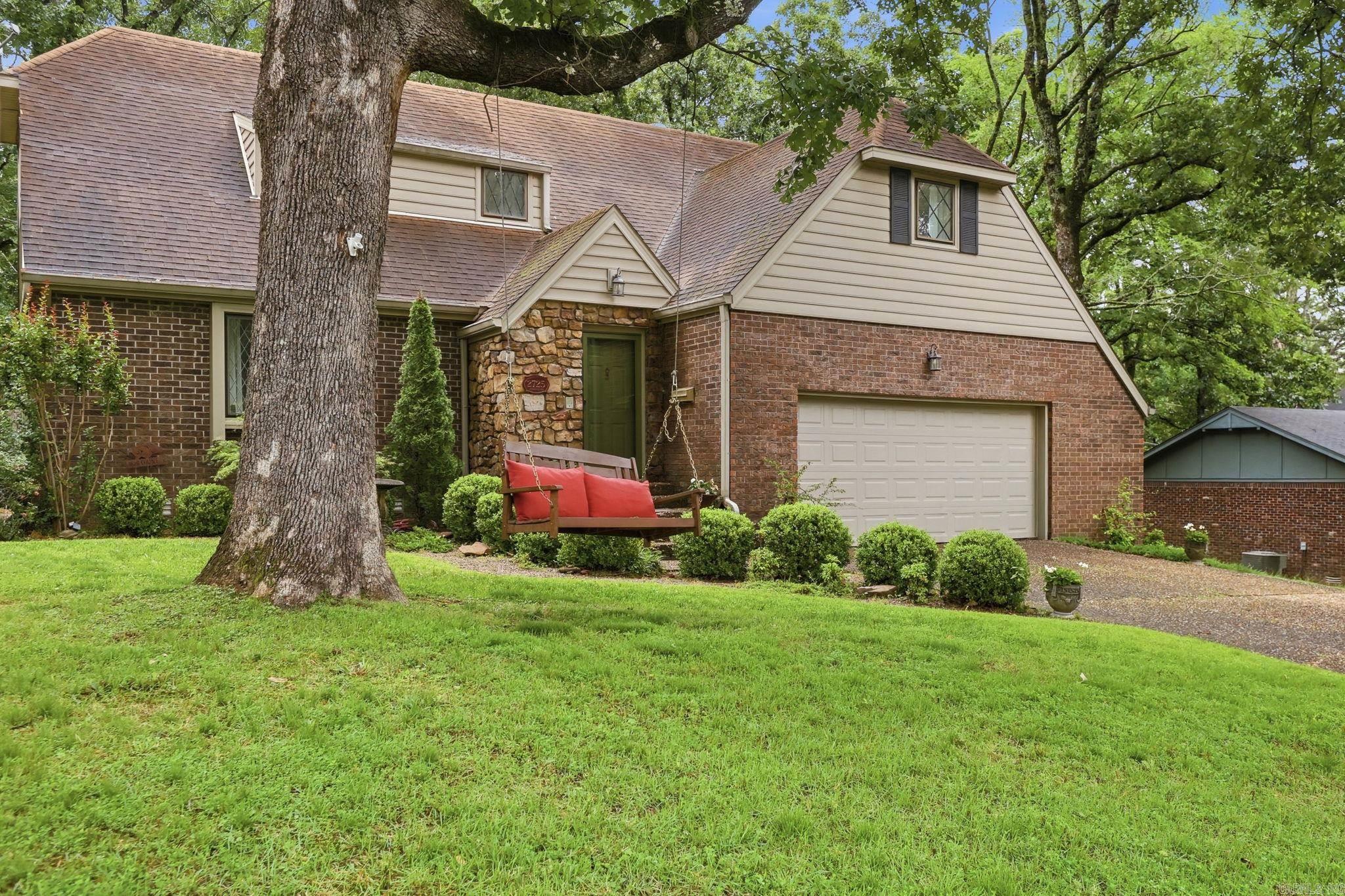 COLONY WEST - Residential