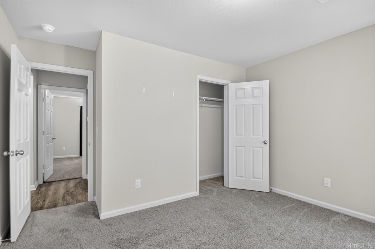PARKWAY MEADOWS - Residential