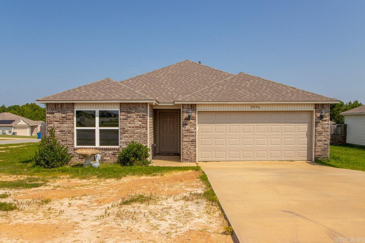 PARKWAY MEADOWS - Residential
