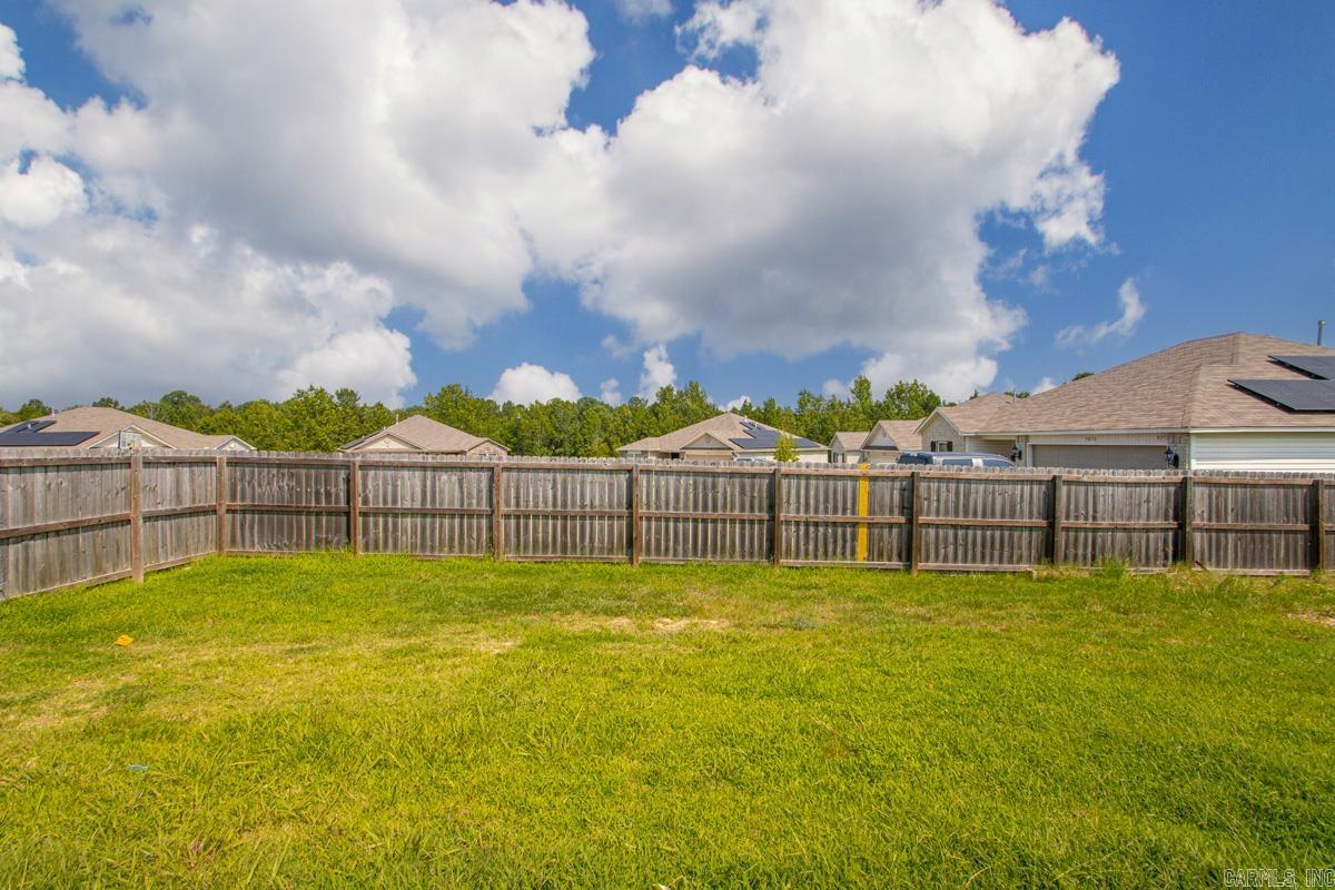 PARKWAY MEADOWS - Residential