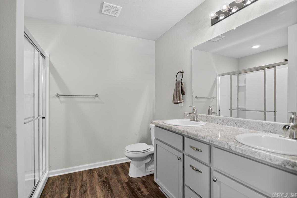 PARKWAY MEADOWS - Residential