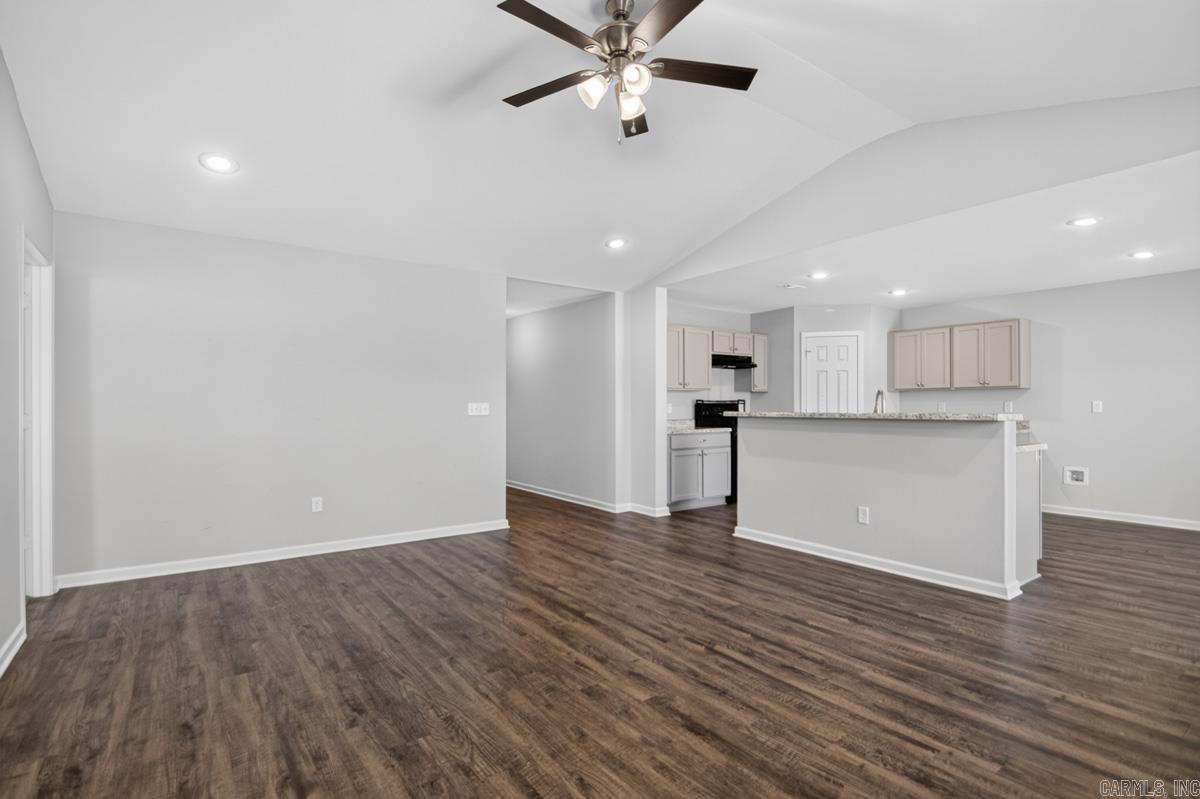 PARKWAY MEADOWS - Residential