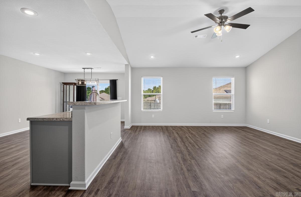 PARKWAY MEADOWS - Residential