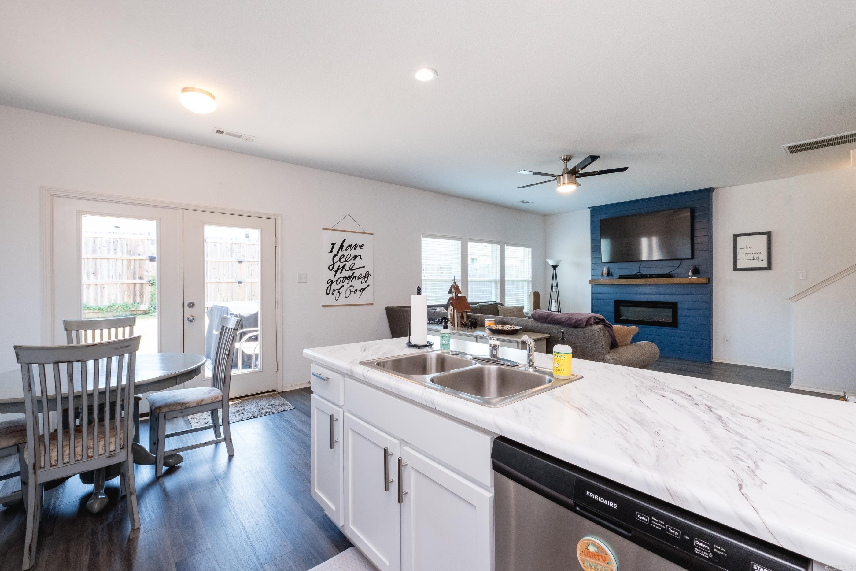 BELL VALLEY - Residential